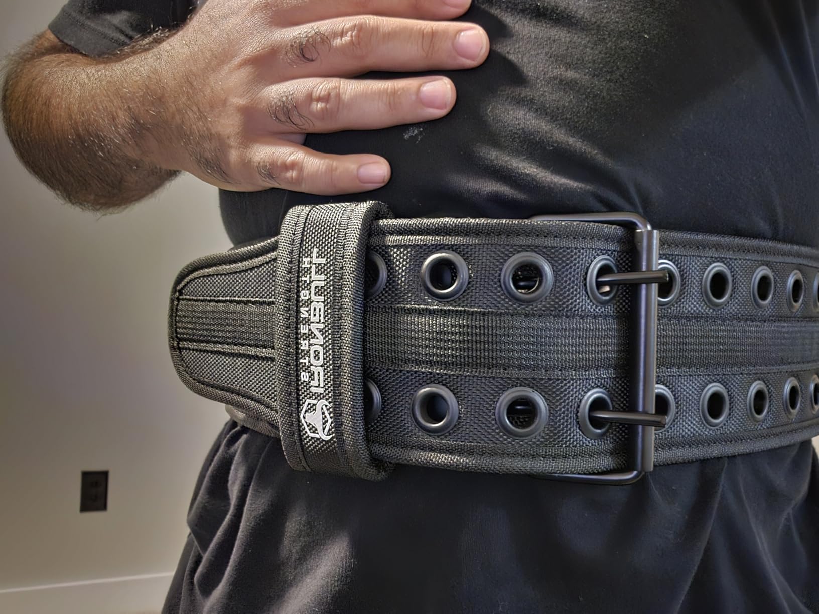 Hybrid Weight Lifting Belt - Heavy Duty Prong Support, Neoprene Interior, Tapered Powerlifting Design customer photo 1