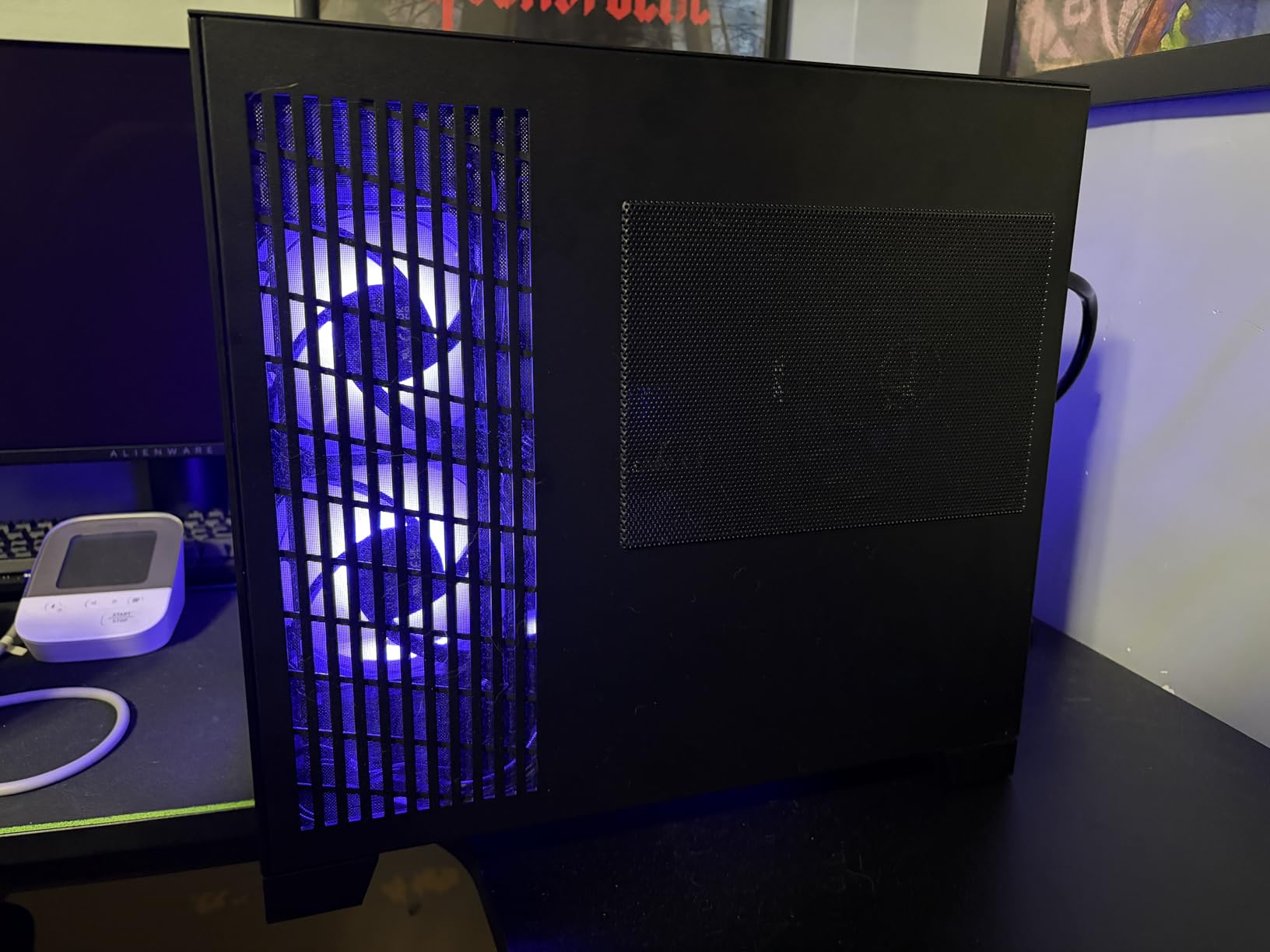 LIAN LI O11D MINI V2 | Compact ATX Mid-Tower Airflow Computer Case | Panoramic View | Fully Ventilated Airflow | Adjustable I/O | Pillar-Less | Cable Management | White (O11DMIV2W) customer photo 1