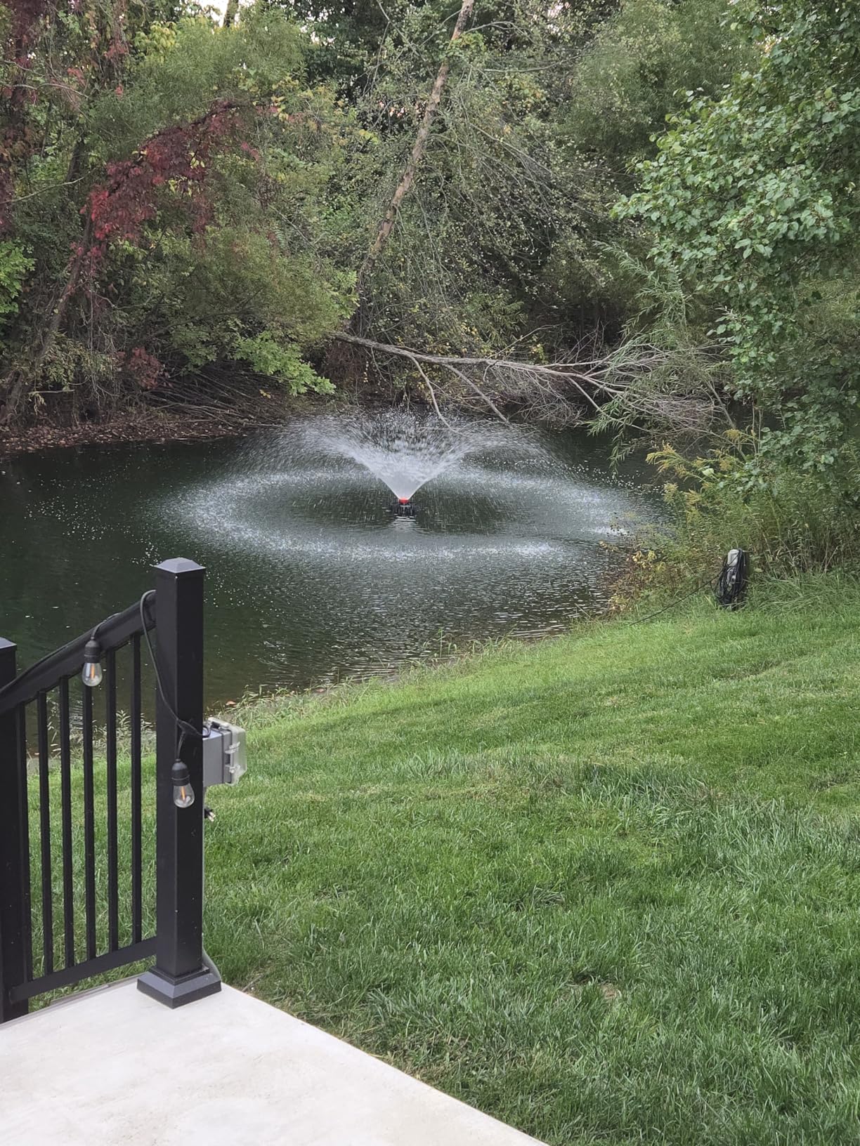 Pond Fountain Aerator, 1HP 110V 750W 15000 GPH Floating Fountain Pump with 100 FT Power Cord, 2 x 100 FT Rope, Timer, Fully Automatic Powerful Aerating Fountain for Larger Ponds, Lakes customer photo 1