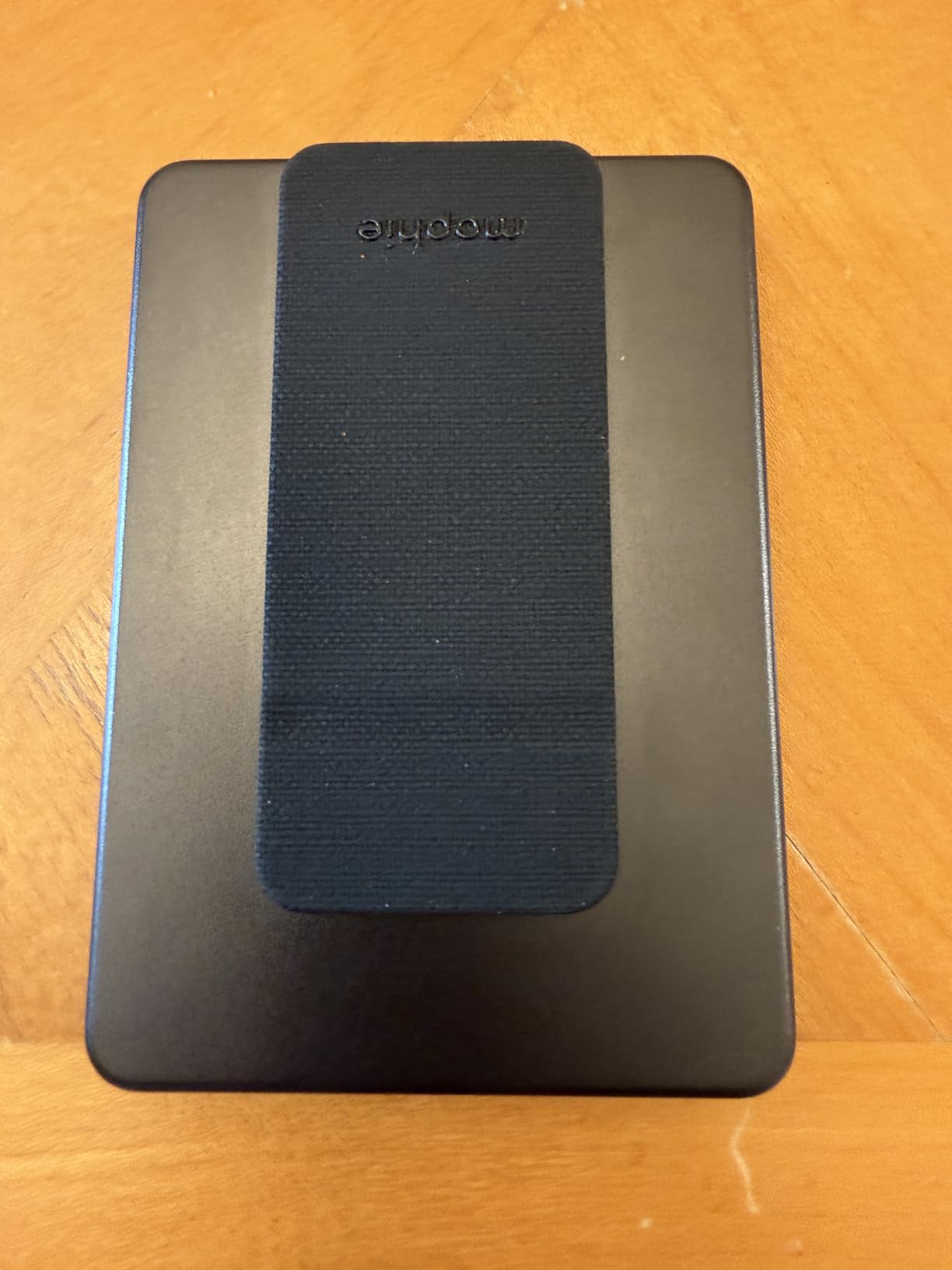 Mophie Powerstation Wireless Slim with Stand 10,000mAh Power Bank - MagSafe Compatible, 15W Qi2-Certified, 30W USB-C PD customer photo 1