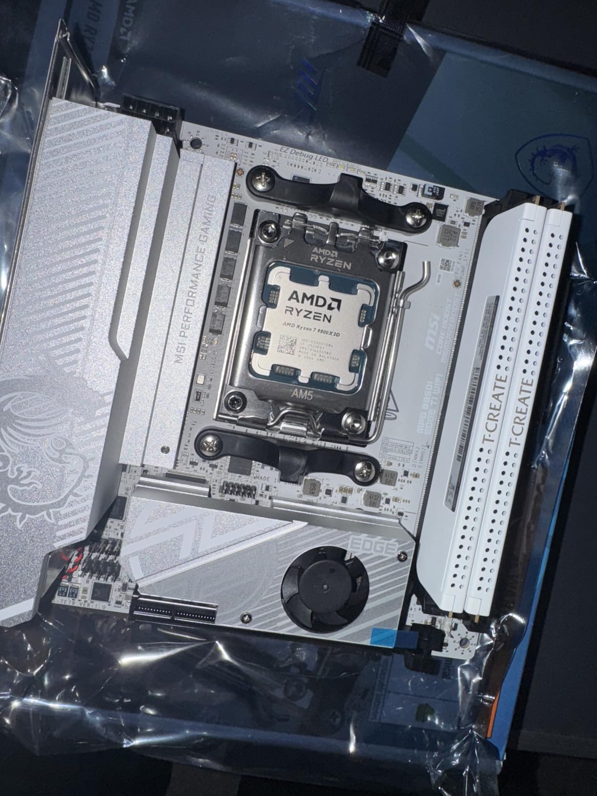 MSI MPG B850I Edge TI WiFi Motherboard, ATX - Supports AMD Ryzen 9000/8000 / 7000 Processors, AM5-90A SPS VRM, DDR5 Memory Boost (8200+MT/s OC), PCIe 5.0 x16, M.2 Gen5, Wi-Fi 7, 5G LAN customer photo 2