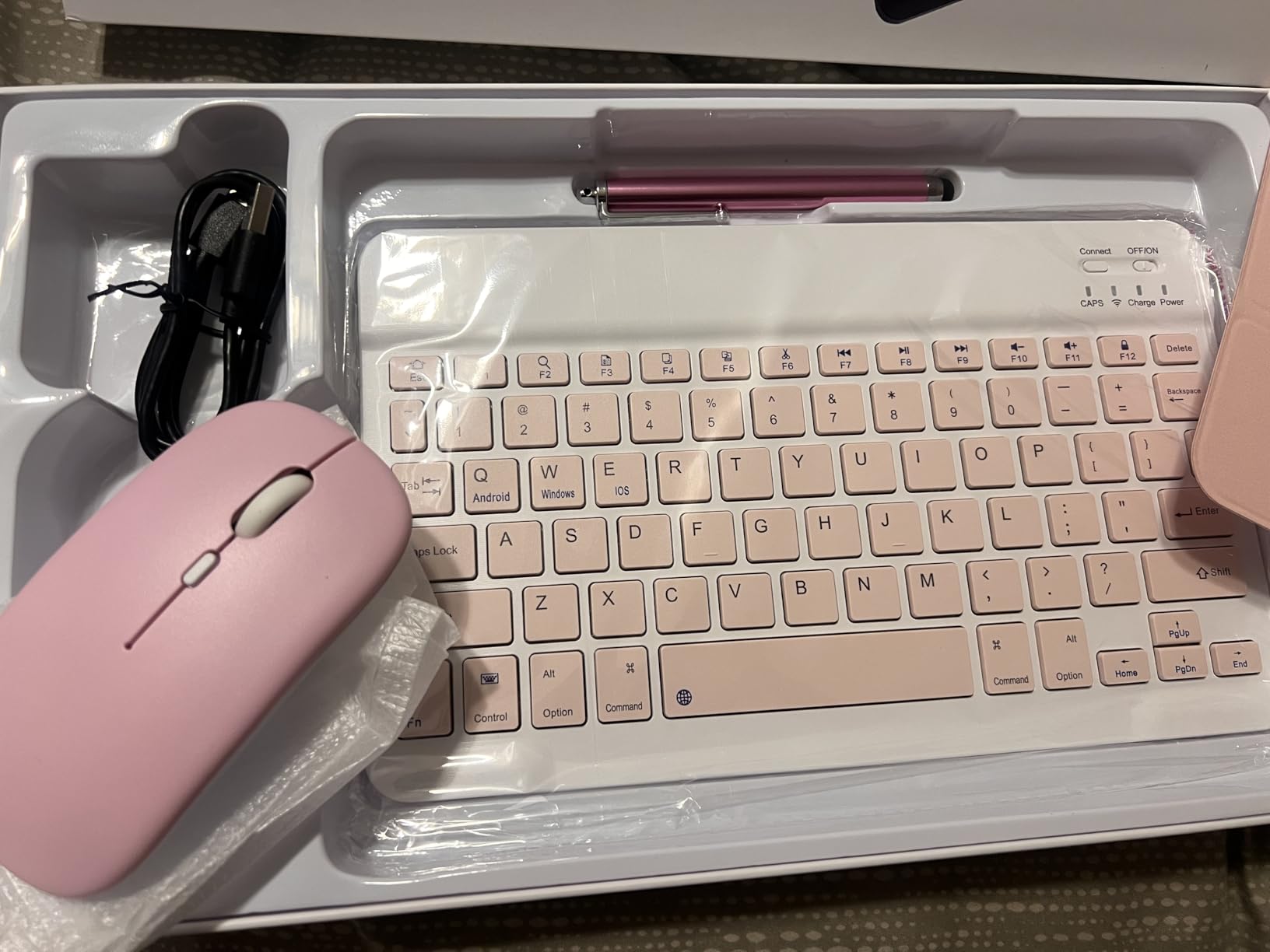 Tablet 10.1Inch Android 15.0, RAM 20GB(4+16Expand)+ROM 128GB, 6000mAh Battery, 2+8MP Dual Camera, 1280 * 800 IPS HD Touch Screen Tab PC Set with Keyboard+Mouse+Protective Case+Stylus (Pink) customer photo 2