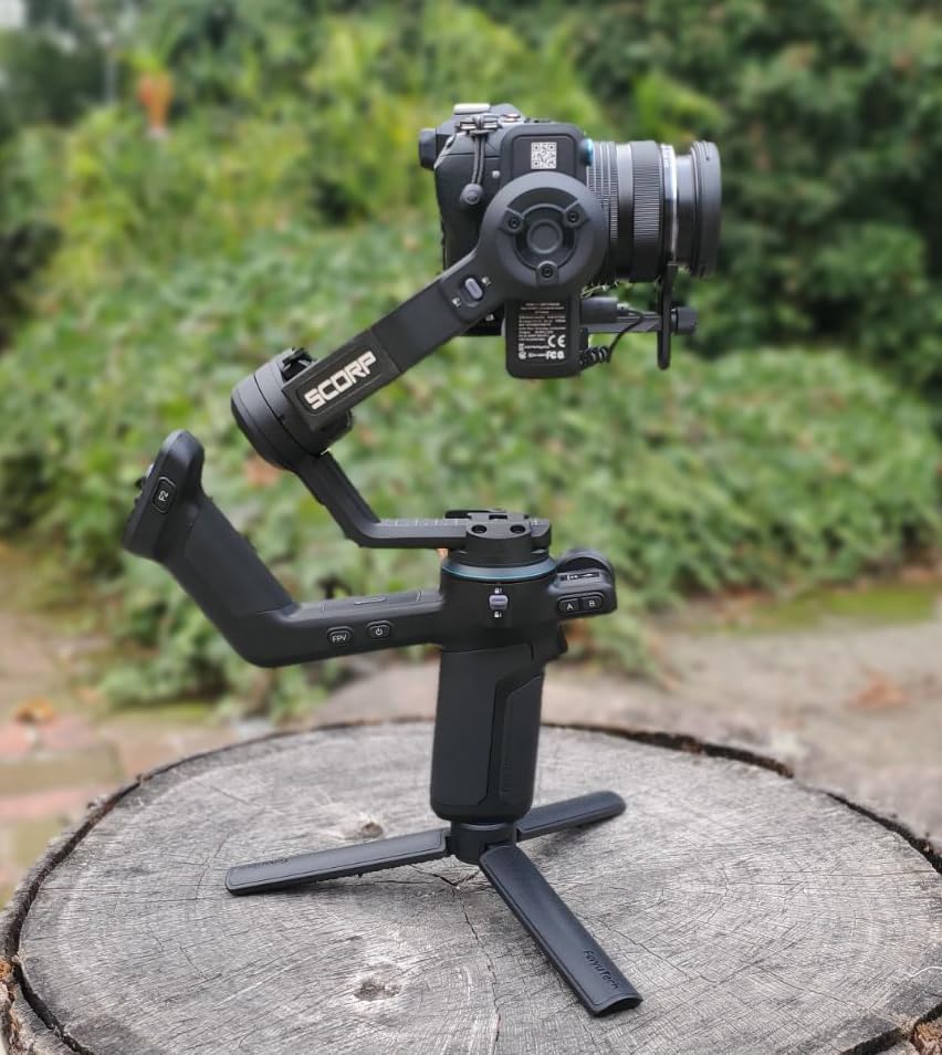 SCORP-C2 AI Tracking Gimbal for Cameras, 3-Axis Stabilizer for DSLR/Mirrorless Camera Sony/Canon/Panasonic/Nikon/Fujifilm, Native Vertical Shooting, Intelligent Tracking, Max 7.72lbs Payload customer photo 2