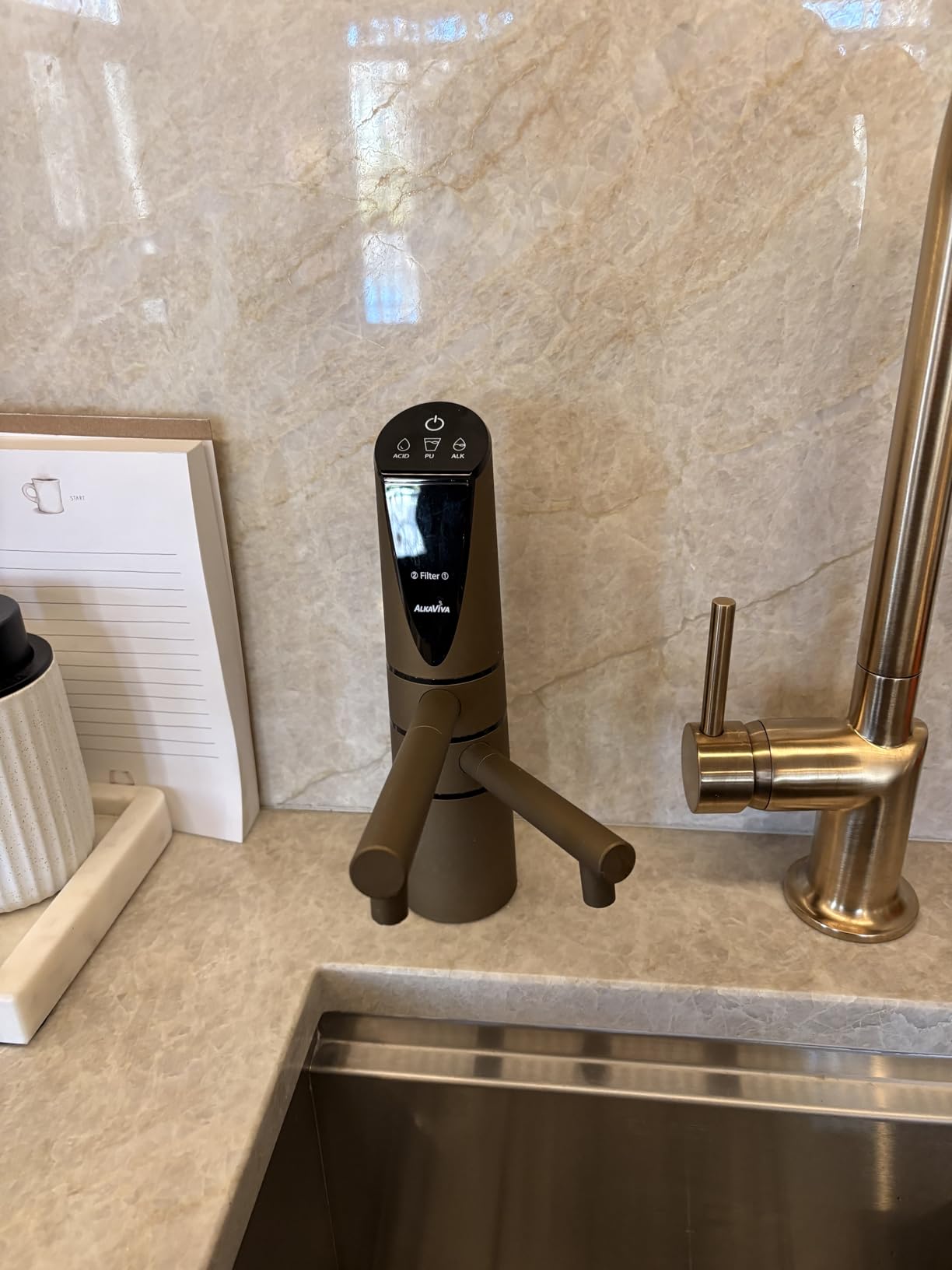 AlkaViva Delphi H2 Alkaline Water Machine Under Sink Hydrogen System pH 3.5-11, 880mV ORP, 36 Easy to Use Settings, EPA Lab Tested customer photo 1