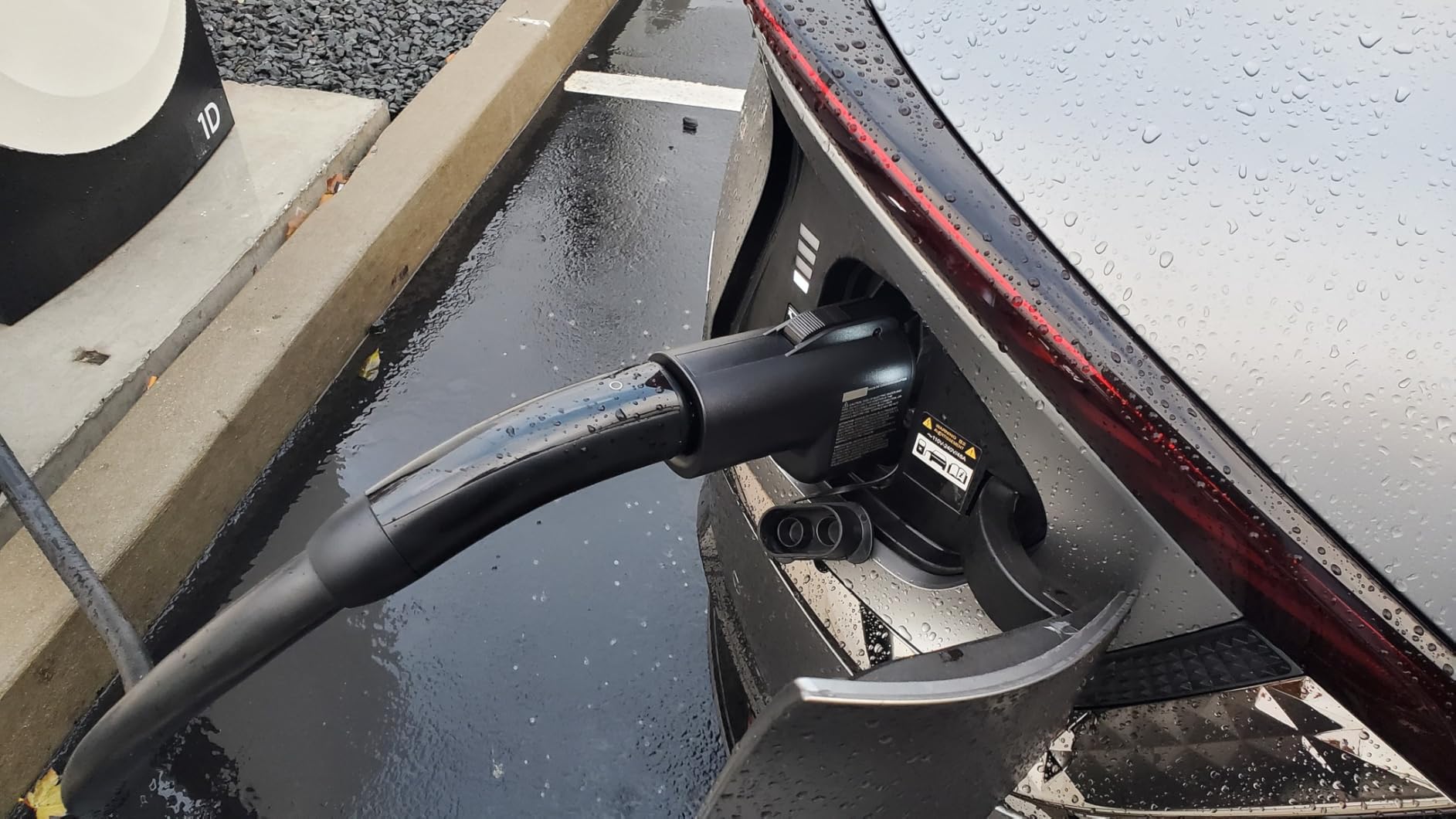 Lectron NACS to CCS Electric Vehicle Adapter with Interlock - (500A/1,000V) - Compatible with Tesla Superchargers - CCS1 EV Fast Charging with Vortex Plus [Check Automaker for Compatibility] - UL 2252 customer photo 2