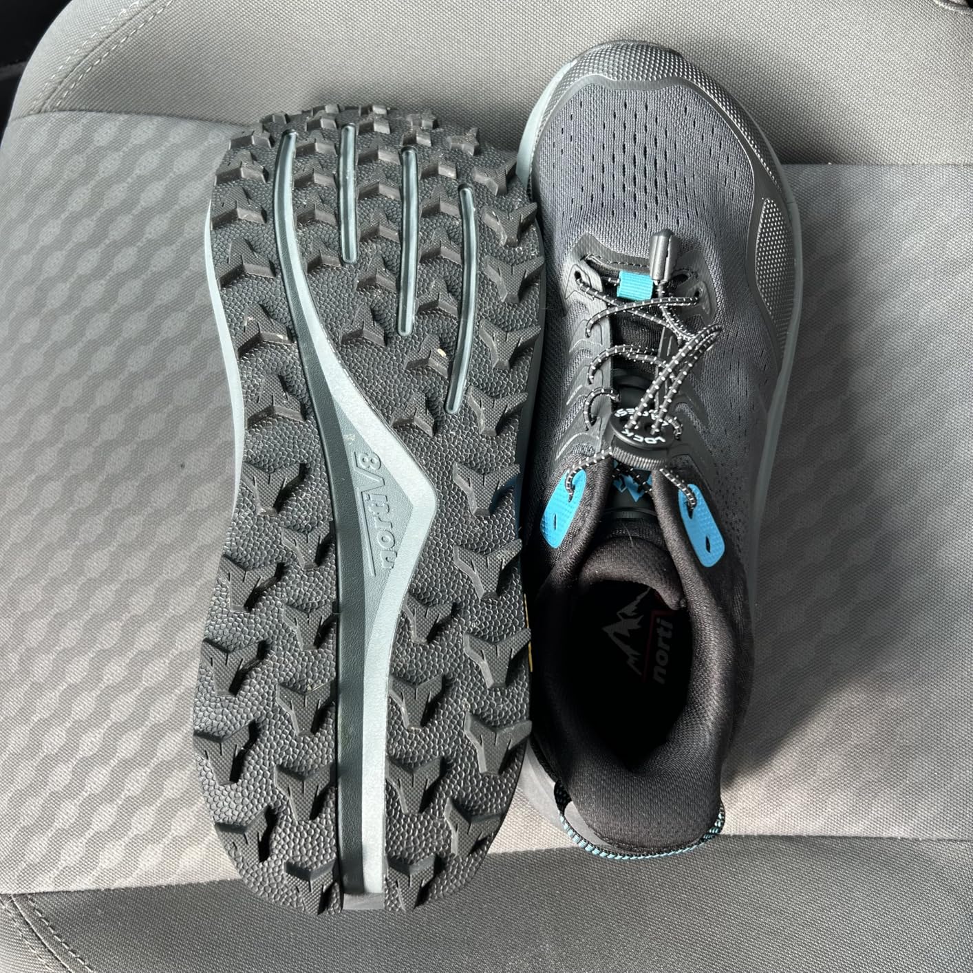 NORTIV 8 Men's Wide Toe Box Trail Running Shoes Cushion Walking Barefoot Tennis Workout Gym Cross Training Shoe Fashion Sneakers Whitney customer photo 1