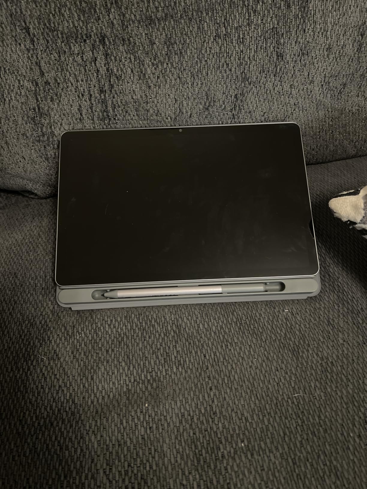 Lenovo Idea Tab - College Tablet - 11 2.5K IPS Touchscreen Display - 90Hz - MediaTek Dimensity 6300-4 GB Memory - 128 GB Storage - Integrated Arm Mali-G57 MC2 - Tab Pen and Folio Case customer photo 1