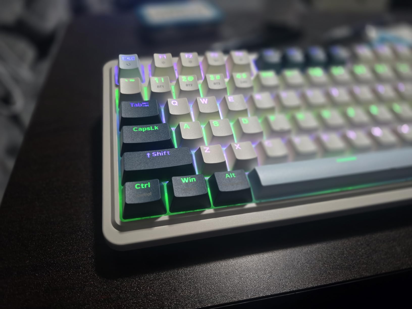 Redragon K686 HE Rapid Trigger Gaming Keyboard, 8K Wired Mechanical Keyboard w/Next-Gen UltraMag 100% POM Silky Magnetic Switch, Dual-Module Floating Patent Structure Design, 2-Layer Noise Dampening customer photo 2