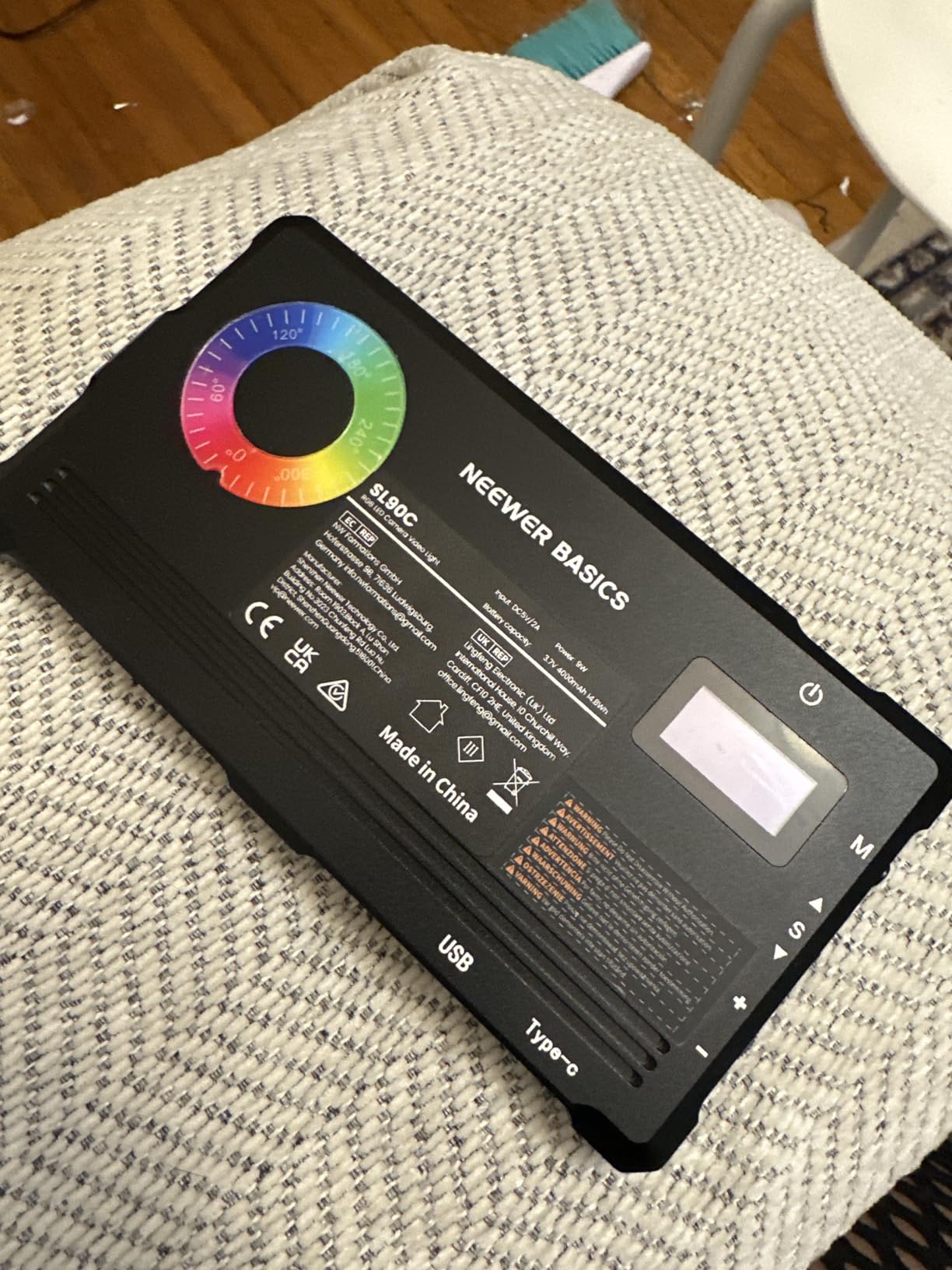 NEEWER Basics RGB Video Light, 8W 2700K-7500K Portable Full RGB Colors 17 Scenes CRI97, 4000mAh Rechargeable Metal Small LED Camera Panel Lighting for DSLR Tripod Streaming Video Recording, SL90C customer photo 2