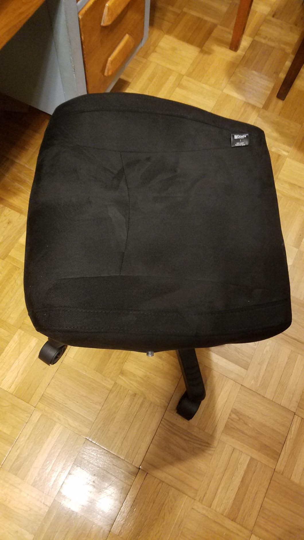 Dowinx Big and Tall Gaming Chair, Suede Fabric Game Chair with Pocket Spring Cushion, High Back Gamer Chair Ergonomic with Footrest for Adults Office, 440LBS, Black customer photo 1
