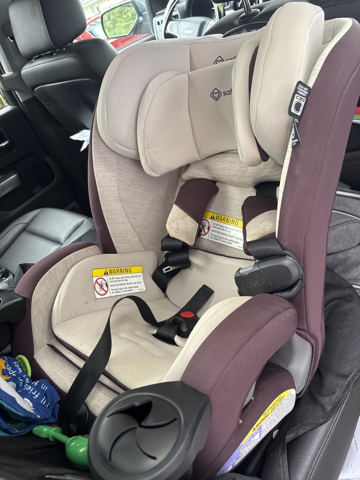 Safety 1st EverSlim 4-in-1 Convertible Car Seat, SecureTech Chest Clip, Ultra-Slim, 4-Mode Infant to Booster, Office Space customer photo 2