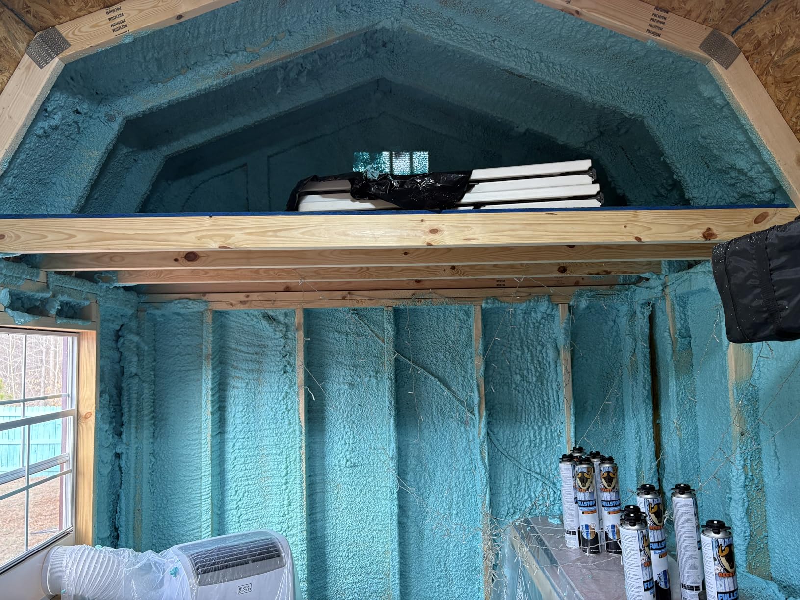 BEEST FullStop Spray Foam Insulation for Wall & Attic (240 Board ft/sq.ft) Perfect Heat & Acoustic Proofing for Reduced Energy Bills - One Component Polyurethane Foam Insulation Can, 12 Pack (26.8 oz) customer photo 1