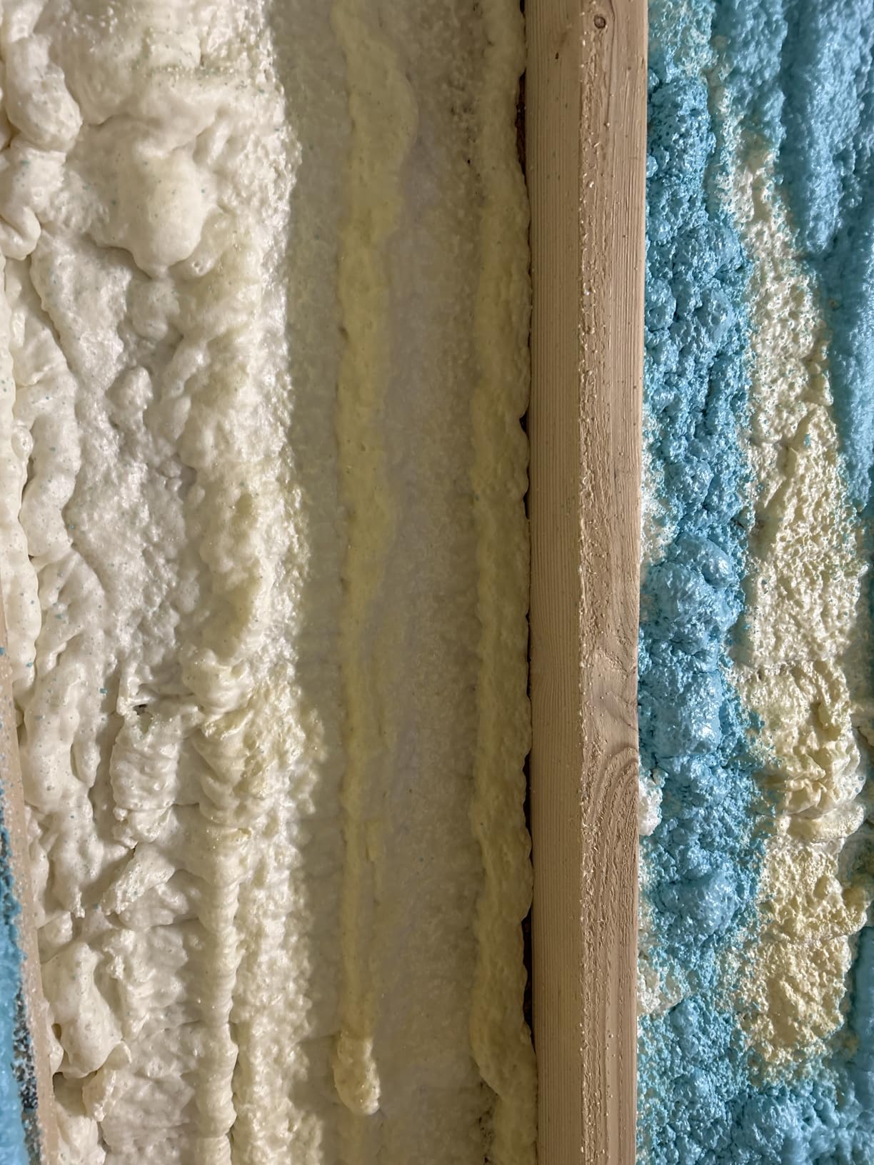BEEST FullStop Spray Foam Insulation for Wall & Attic (240 Board ft/sq.ft) Perfect Heat & Acoustic Proofing for Reduced Energy Bills - One Component Polyurethane Foam Insulation Can, 12 Pack (26.8 oz) customer photo 2