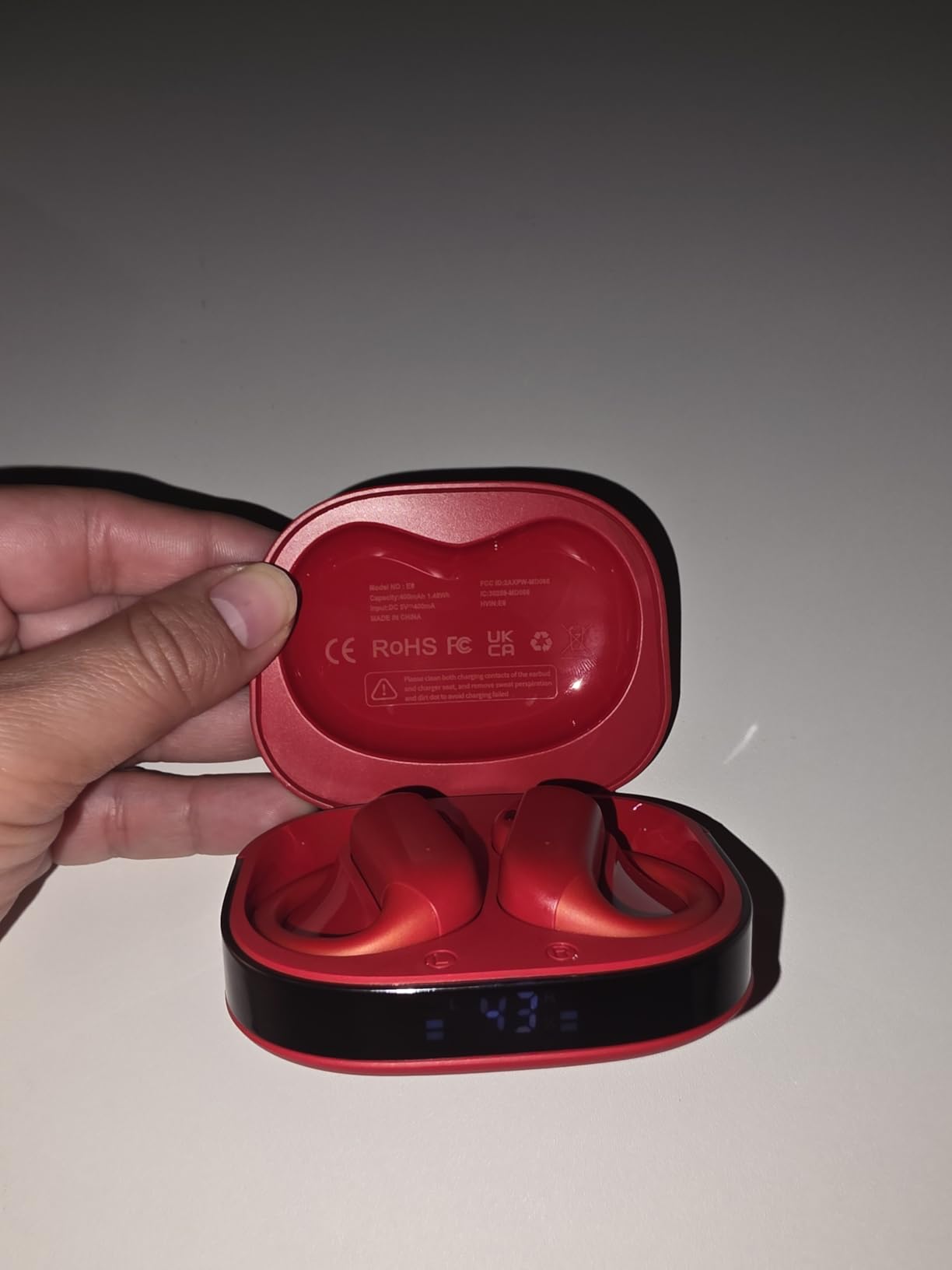 Ai Translation Earbuds Real Time, 164 Languages Translator Earbuds with 6 Translation Modes/No Subscription, Audio and Video Calls Translator Headphones, Audifonos Traductores Inglés Español, Coal Black customer photo 1