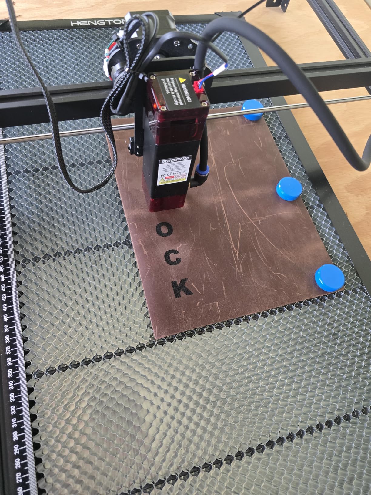 Mecpow X1 2-in-1 Dual Laser Engraver, 5000mm/s Speed Portable Laser Engraving Machine, Infrared Engraver for Jewelry,Metal,Wood,Leather and Acrylic,105x105mm Area,Output Power:0.5mW,Class:1 customer photo 1