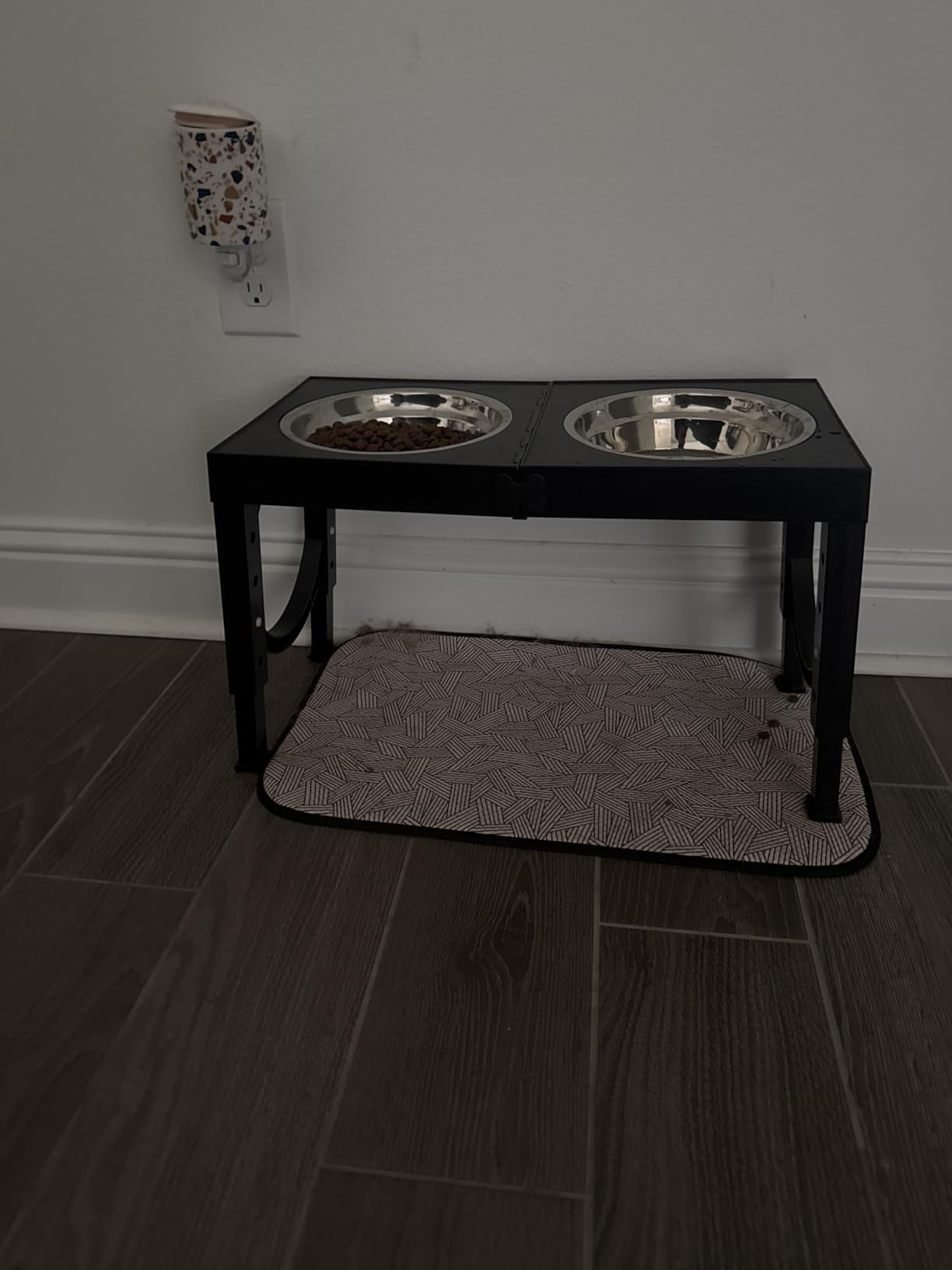 XIAZ Elevated Dog Bowls Large Breed Raised Dogs Bowl Stand Large/Medium Sized Dog Slow Feeder Dogs Bowls Food Water Stands 5 Heights Adjustable 9/11/12/14in Pet Feeder Dish Station customer photo 2