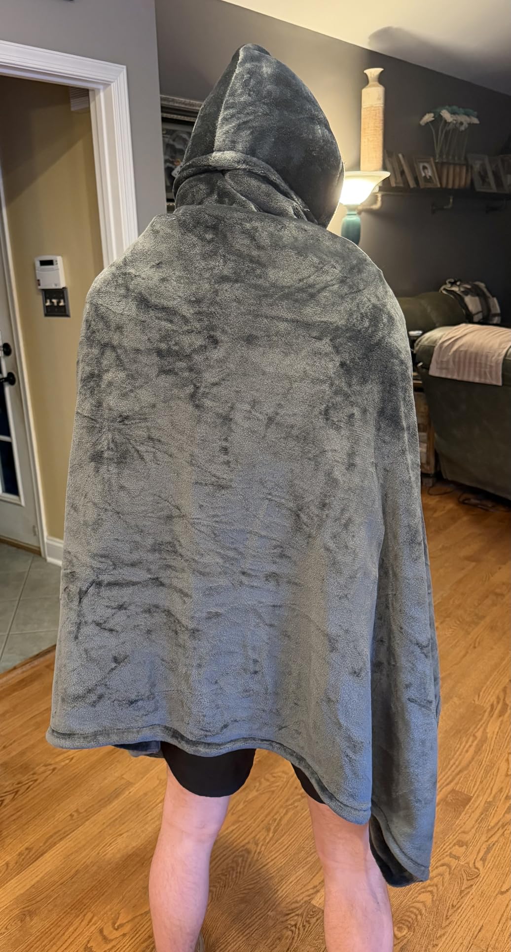 Cordless Heated Blanket with Hood, Rechargeable Wearable Heated Blanket Battery Powered with Strong Battery, 9 Heating Zones, 3 Levels, Portable Heated Throw Blanket, Camping (Comfort Deep Gray) customer photo 2