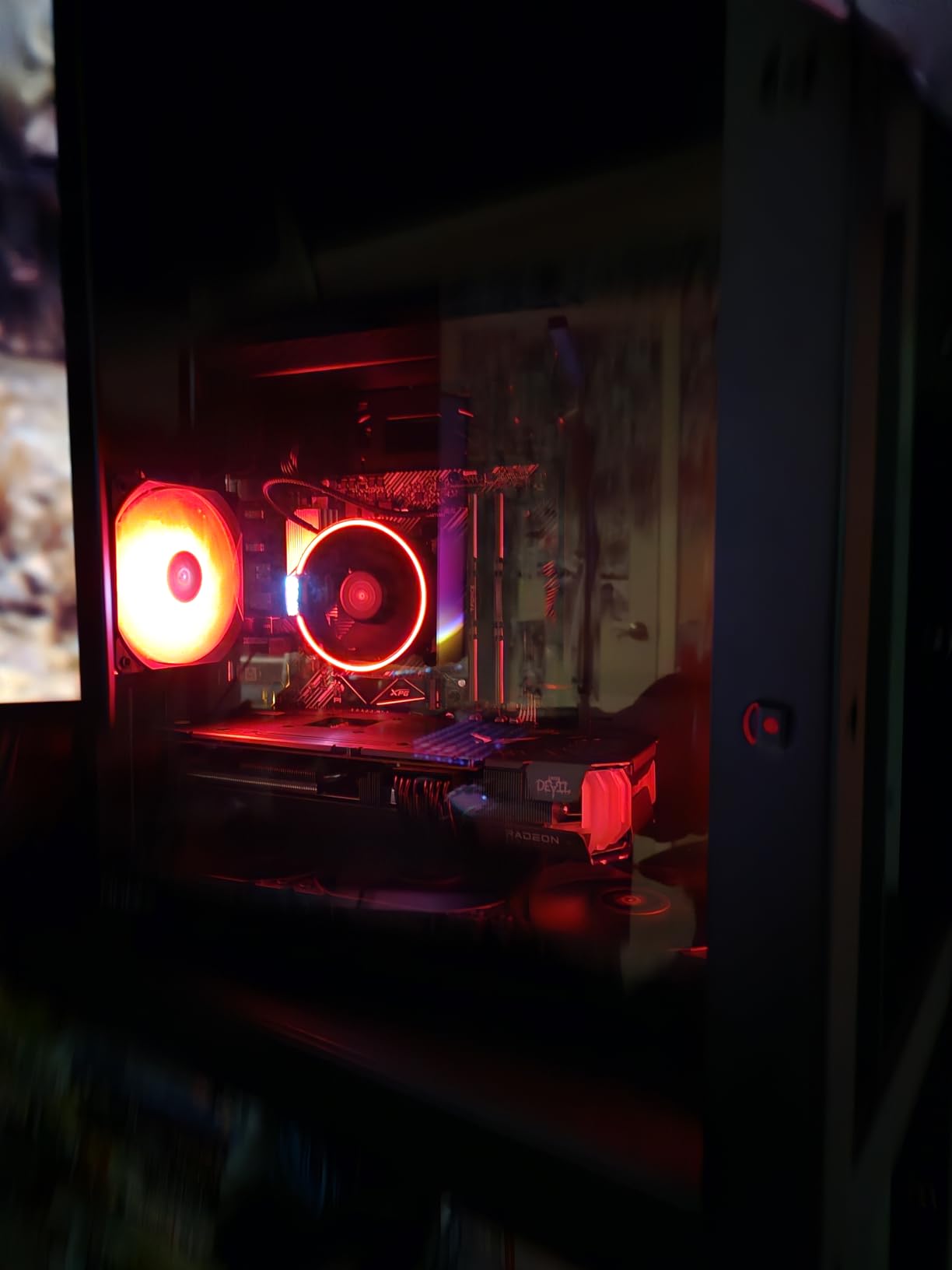Antec Flux M, 3 x 120 PWM ARGB,3 x 120 PWM Reverse Fans Included, Vertical Airflow Design, 360mm Top Radiator Support, Type-C 3.2 Gen 2, Full-Size Dust Filters, Compact Micro-ATX Gaming Case customer photo 2