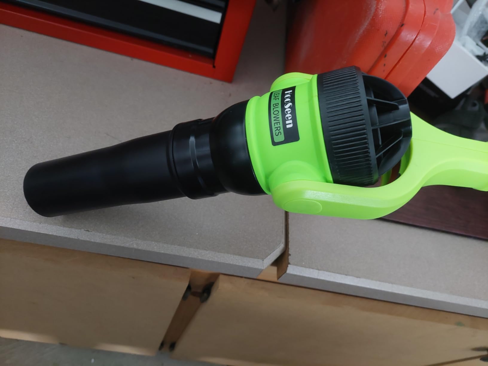 Roof Gutter Cleaning from The Ground, 40V Leaf Blowers Cordless with 2 Battery, Adjustable Pole (98inch) 3 Speed Modes 500CFM/180MPH for Gutter Cleaner Extension Attachment Kit for Garden, House customer photo 2