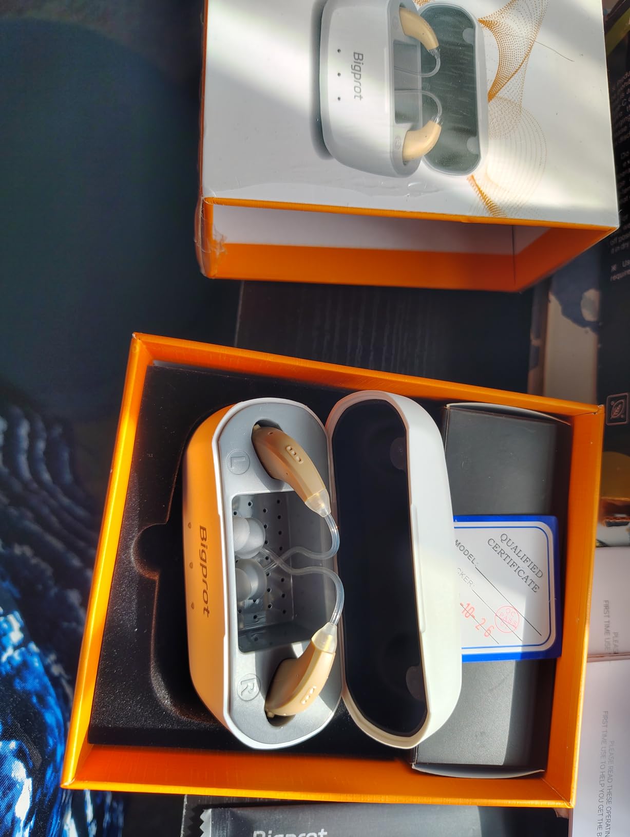 Rechargeable Hearing Aids for Seniors, OTC Hearing Aids with Digital Chips, Smart Noise Reduction, Comfortable and Invisible Wearing, Drying Function, 120H Case Capacity, 4 Scene Modes customer photo 2