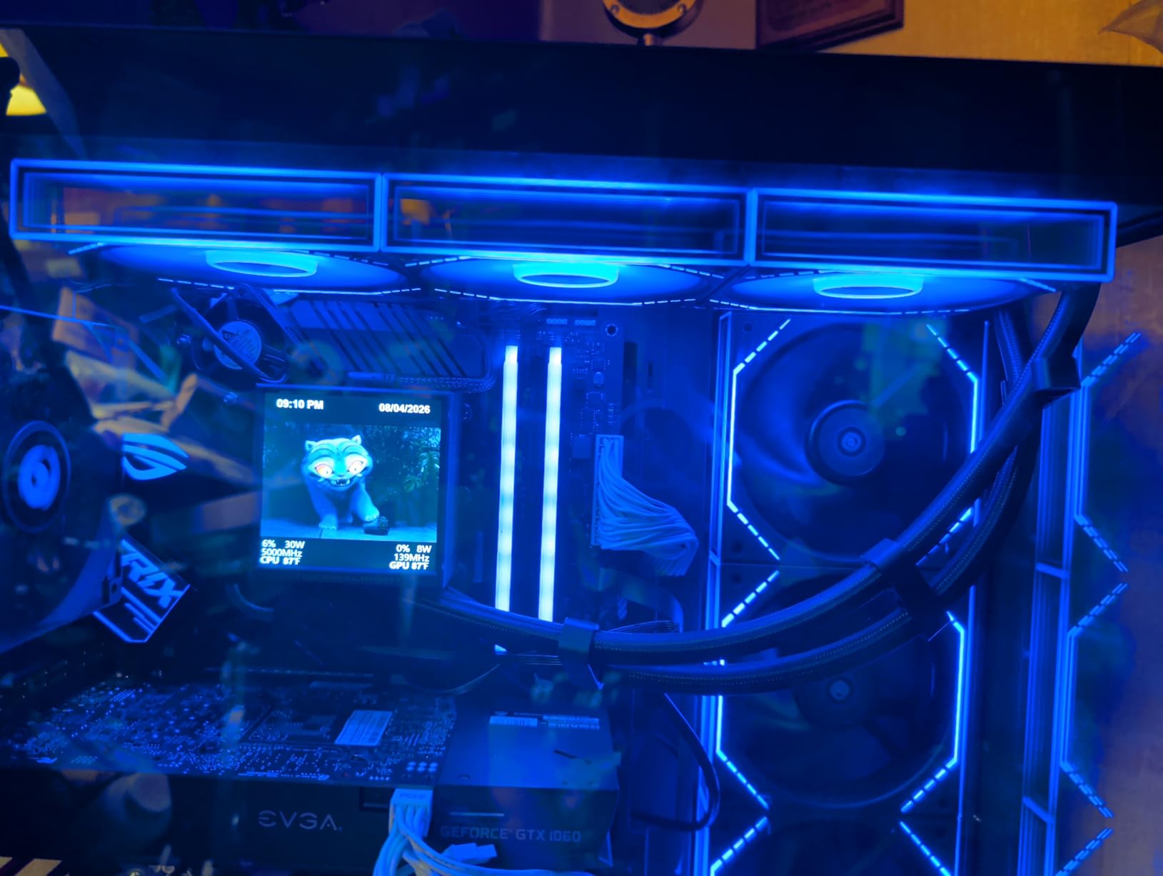 Thermalright Peerless Vision 360 ARGB Black CPU Aio Cooler,PC 360 Specification Water Cooler System,3.95 IPS LCD Screen with 480x480 Resolution,for AM4/AM5;Intel 1700/1851,3 Wireless Splicing Fans customer photo 1