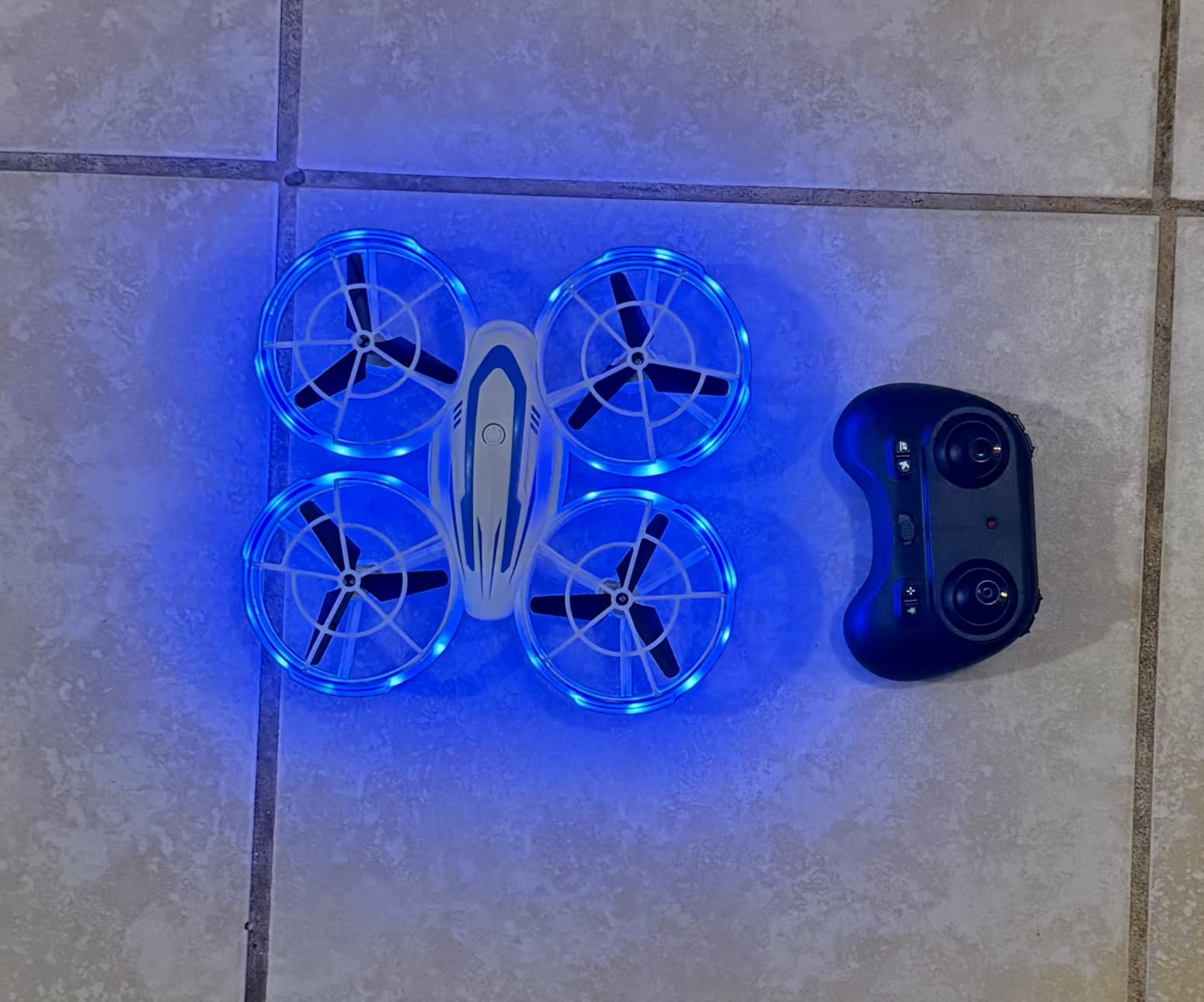 Mini Drone for Kids Beginners, RC Quadcopter Drone with Colorful Light, One Key Start, Altitude Hold, Headless Mode, 3D Flips, Indoor RC Helicopter Toy for Boys and Girls customer photo 2