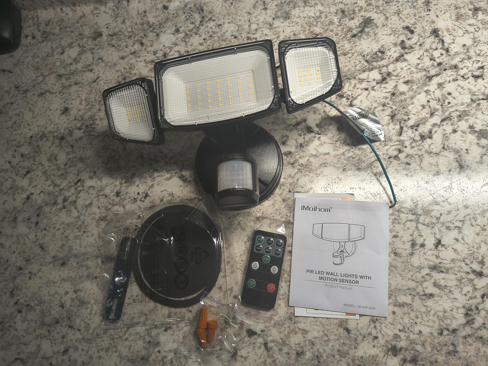 iMaihom 65W 6500LM LED Security Lights Motion Sensor Light Outdoor, 6500K Daylight, IP65 Waterproof, Dusk to Dawn, Hardwired 3-Head Motion Detected Flood Light for Garage, Yard, Porch (Black, 1 Pack) customer photo 2
