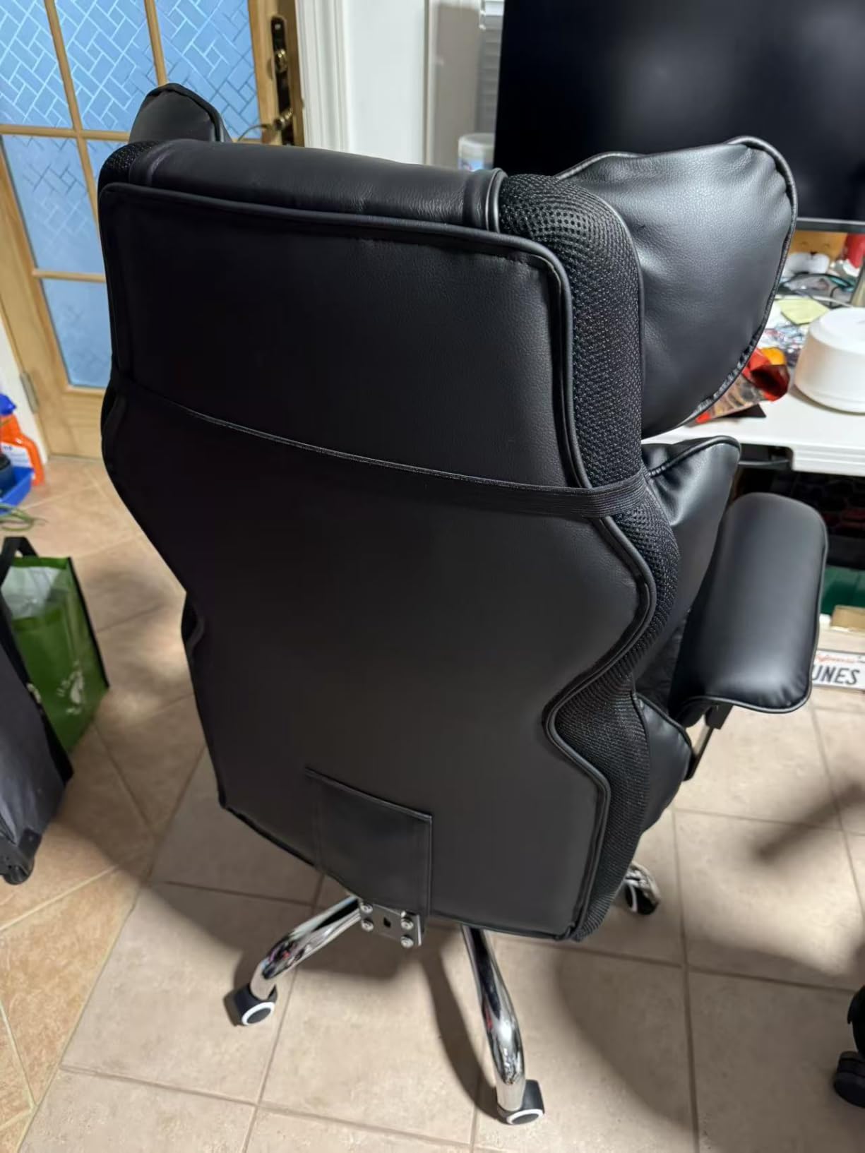 COMHOMA Big and Tall Office Chair Heavy Duty Gaming Chair with Deluxe Embossing Leather High Back Wider Ergonomic Computer Chair with Foot Rest 150°Reclining Pocket Spring Lumbar Support customer photo 1