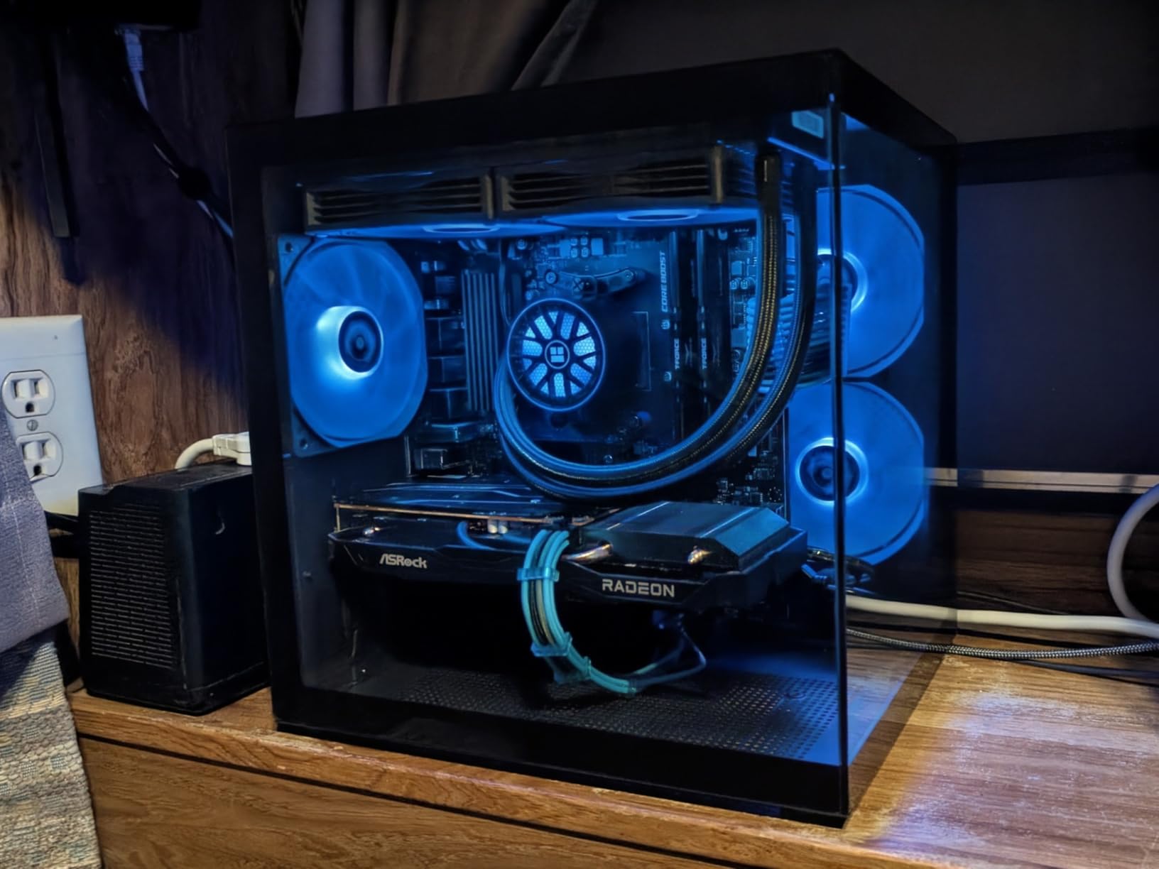 FOIFKIN F100 PC Case - Pre-Installed 3 ARGB Fan, Micro-ATX Gaming PC Case, 270° Panoramic Glass with USB 3.0, FOIFKIN (Black) customer photo 1