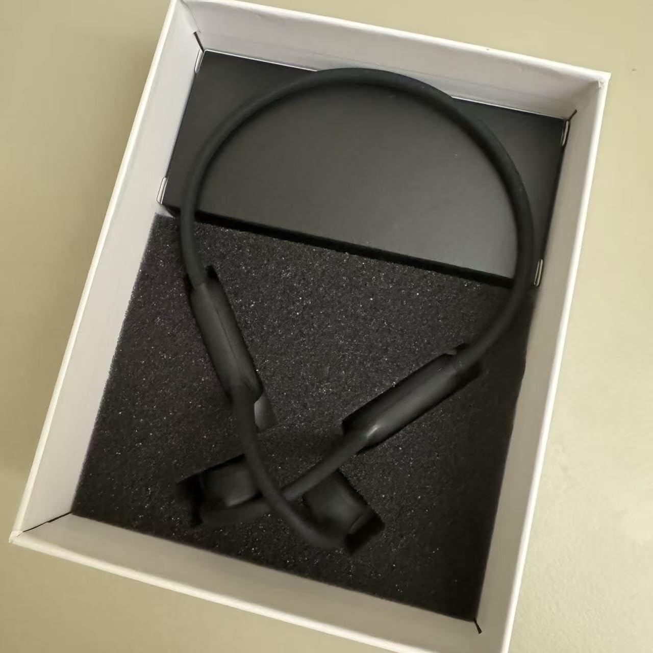 SAMVEK Swimming Headphones Bone Conduction Headphones, IP68 Waterproof Wireless Earphones Built-in MP3 Player 32G Memory,Underwater Swimming Headphone, Bluetooth 5.4 Open Earphone for Running-Black customer photo 2