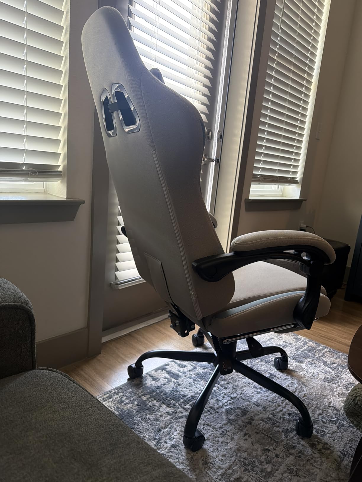 GTPLAYER Gaming Chair with Foot Rest & Pocket Spring Cushion, Ergonomic High Back Computer Desk Chair with Headrest & Lumbar Support for Back Pain Relief, Breathable Fabric, Black customer photo 2