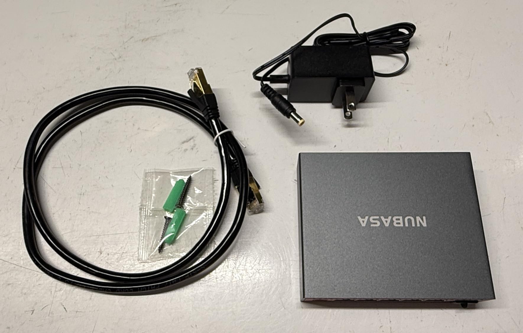 5-Port 2.5Gb Switch with 10Gb SFP+ Port, Less Heat Unmanaged Multigig Ethernet Splitter for NAS, Gaming, PC - Plug & Play, Silent Aluminum Housing, Professional Grade 2.5 Gigabit Network Switch customer photo 2