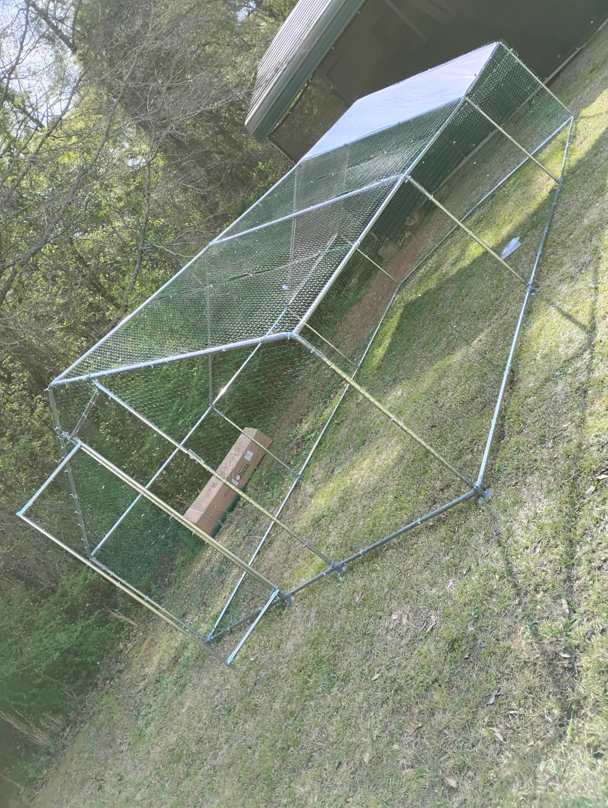 VEVOR Metal Chicken Coop for 4-6 Chickens, 3.3 x 6.6 x 3.3 ft, Small Chicken Cage with Waterproof Cover & Double Doors, Spire Roof Poultry Run Compatible with Wooden Coops, for Rabbit Hen Goose Duck customer photo 2