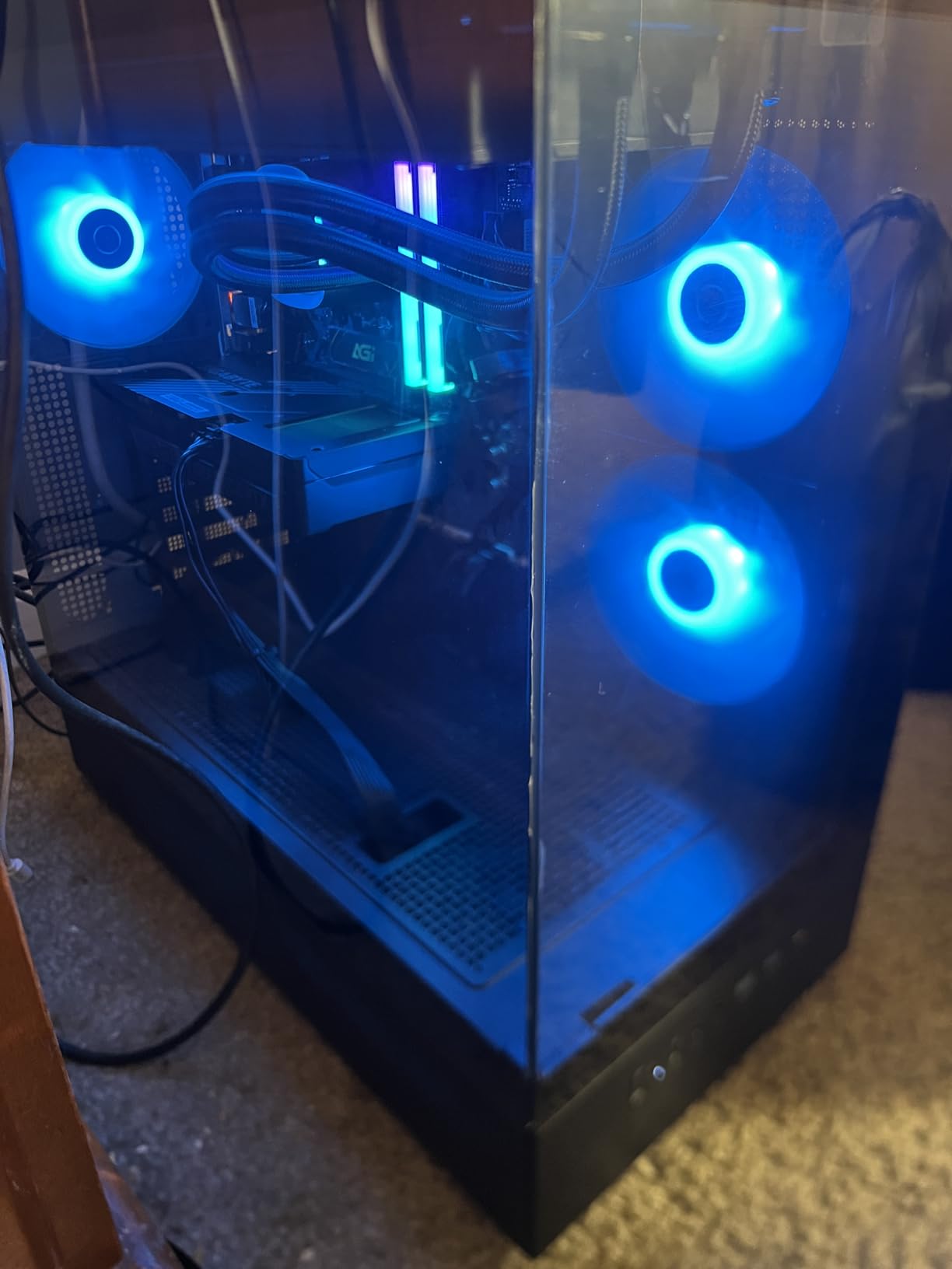 Archangel 5 Gaming PC, AMD Ryzen 7 7800X3D 4.2GHz, NVIDIA RTX 5060 Ti 16GB, 1TB NVMe SSD, 32GB DDR5 RAM 6000, 750W Gold PSU, 360 ARGB AIO, Wi-Fi, Win 11, Desktop customer photo 1