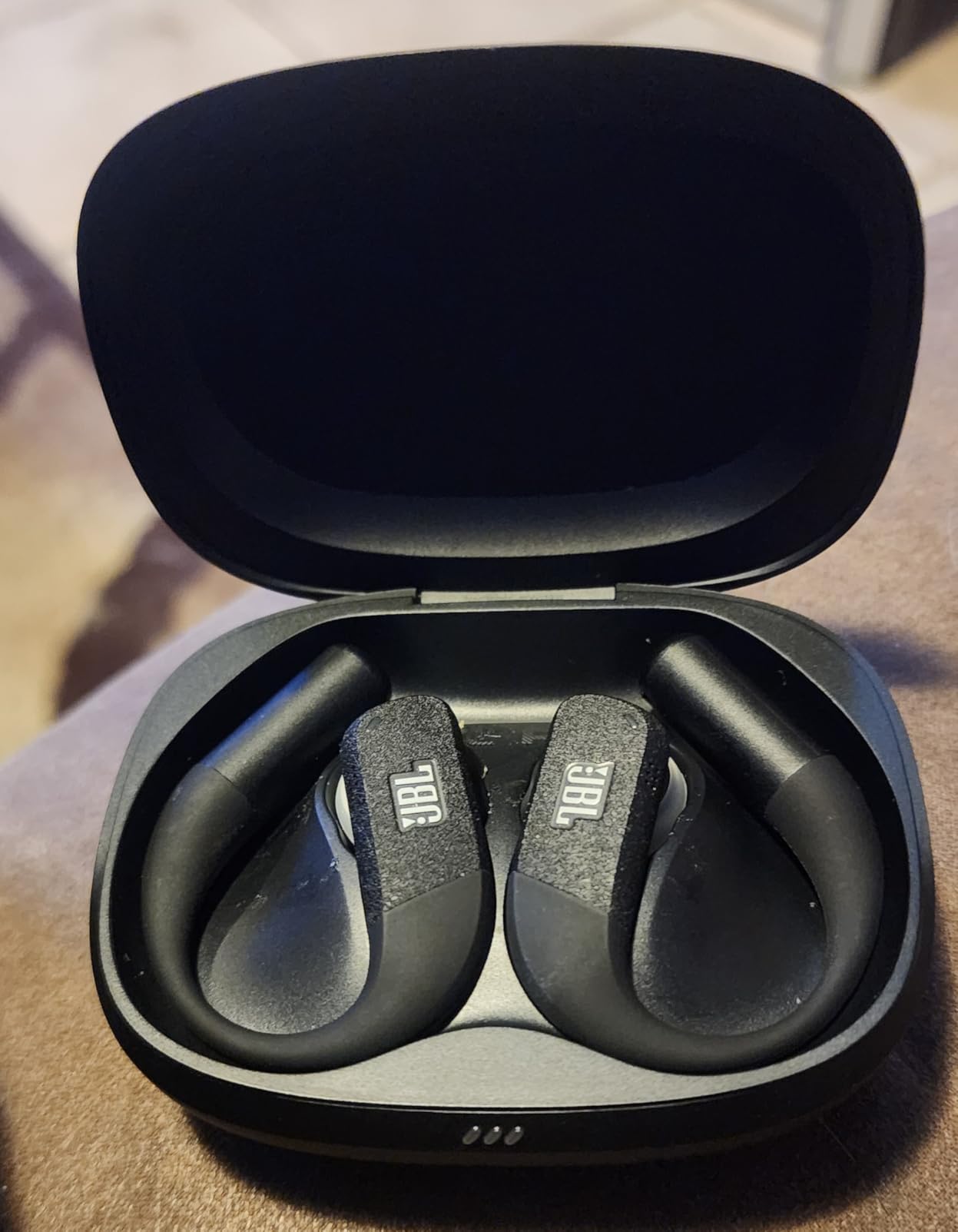 JBL Endurance Peak 4 - True Wireless Noise Cancelling Sport Earbuds, Up to 48Hrs Total Playback, Water & dust Proof (IP68), Secure fit with TwistLock™ Design, & 6 mics for Perfect Calls (Black/Grey) customer photo 1