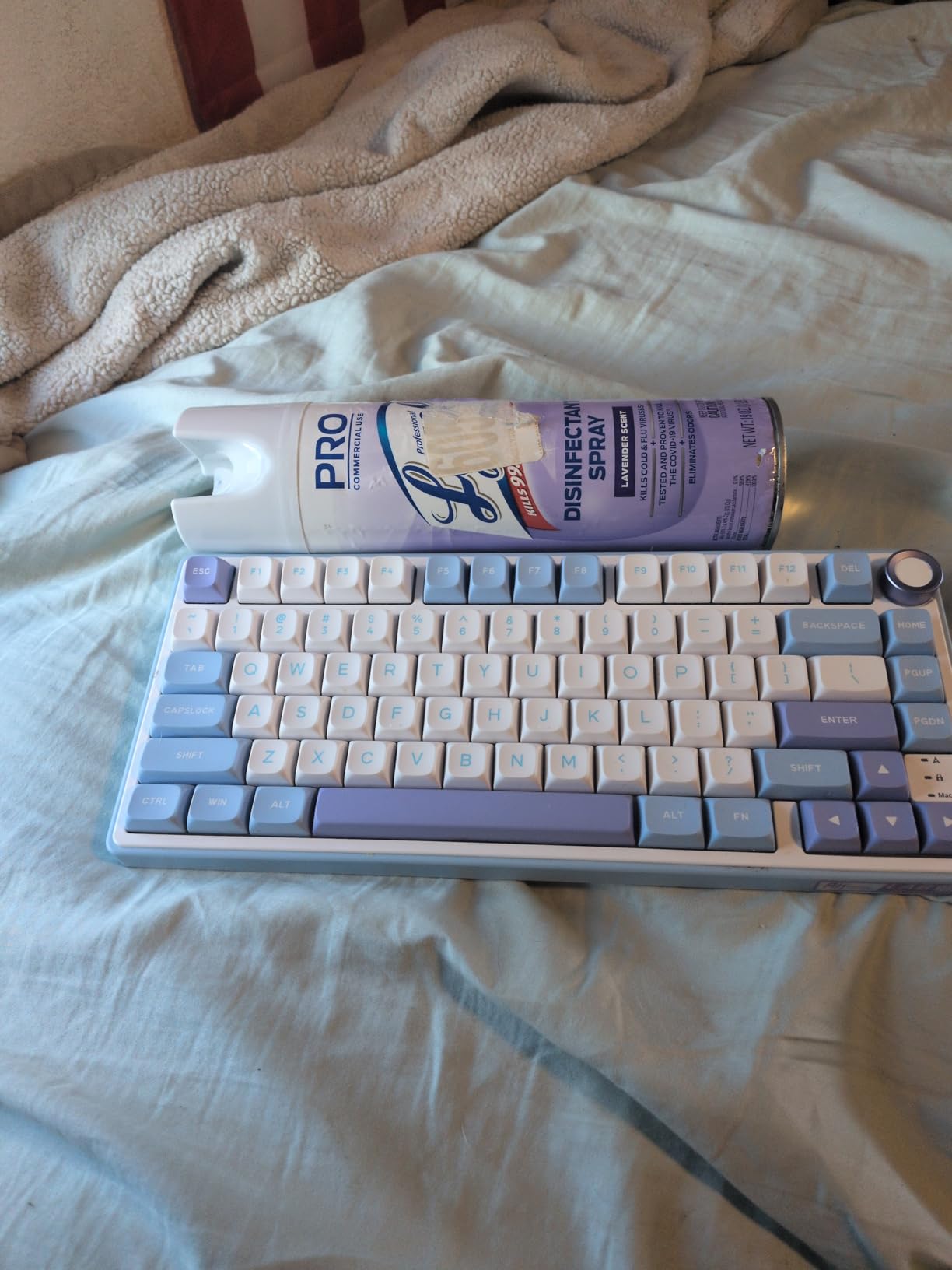 RK ROYAL KLUDGE R75 Mechanical Keyboard Wired with Volume Knob, 75% Keyboard Gasket Mounted, RGB Backlit, Creamy Keyboard with MDA Profile, PBT Keycaps, Hot Swappable Pre-lubed Linear Switch customer photo 2