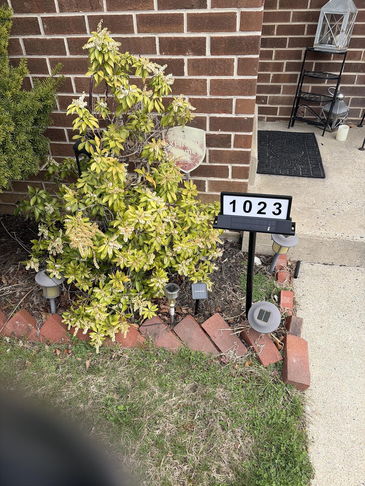 Solar Address Sign for House Numbers - Dual-Sided LED & Dual-Sided Solar Panels, 3 Color Modes, IP65 Waterproof Address Plaque, Strong Magnetic/Stake/Wall Mount, Dusk-to-Dawn for Mailbox Yard Driveway customer photo 1