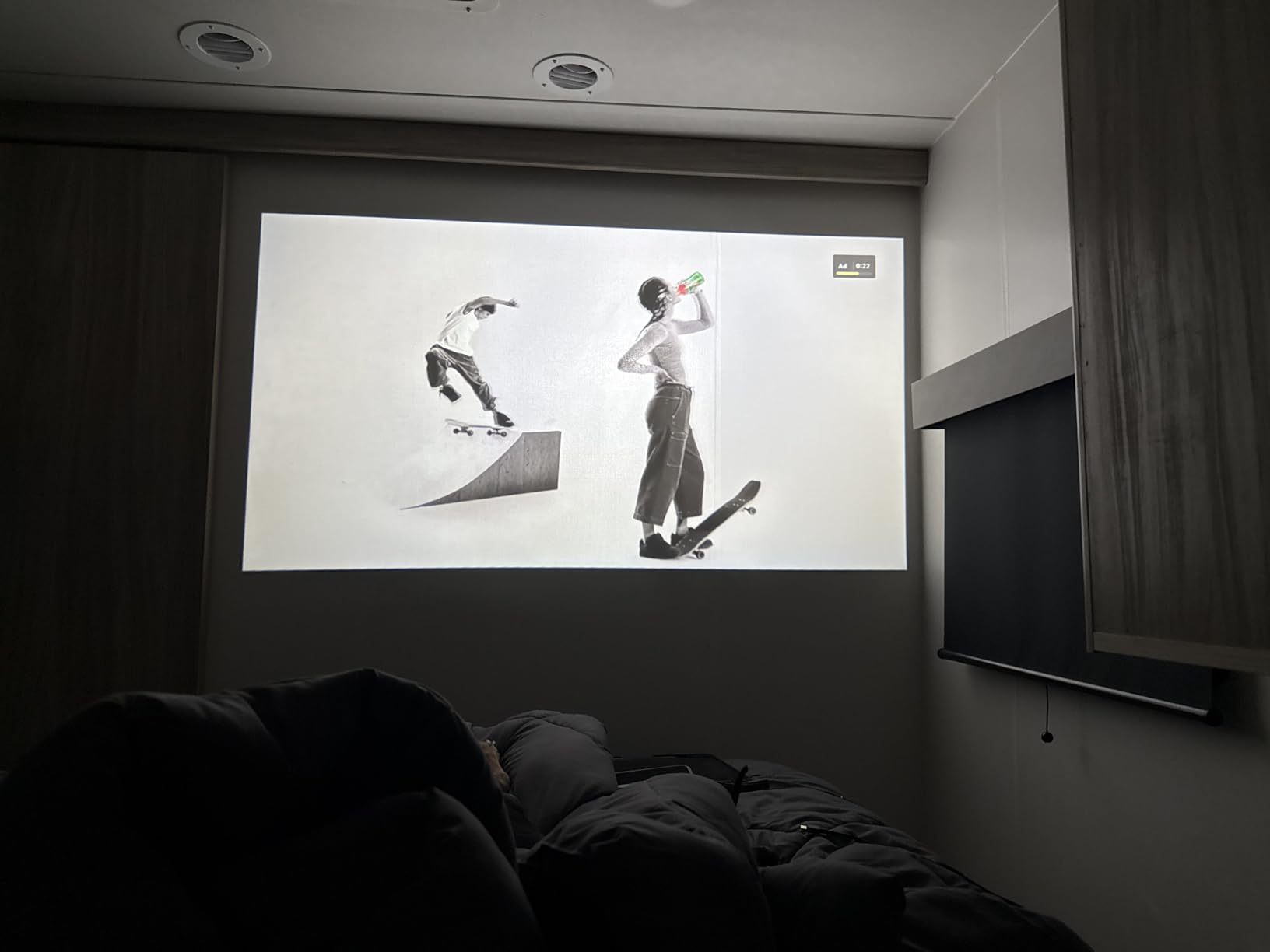 Smart Mini Projector with Android 14 OS, 1080P/4K/8K Video Decoding, WiFi 6 & Bluetooth 5.4, 270° Rotatable Stand, Auto Vertical Keystone, Portable Proyector for Bedroom & Home Entertainment(White) customer photo 2