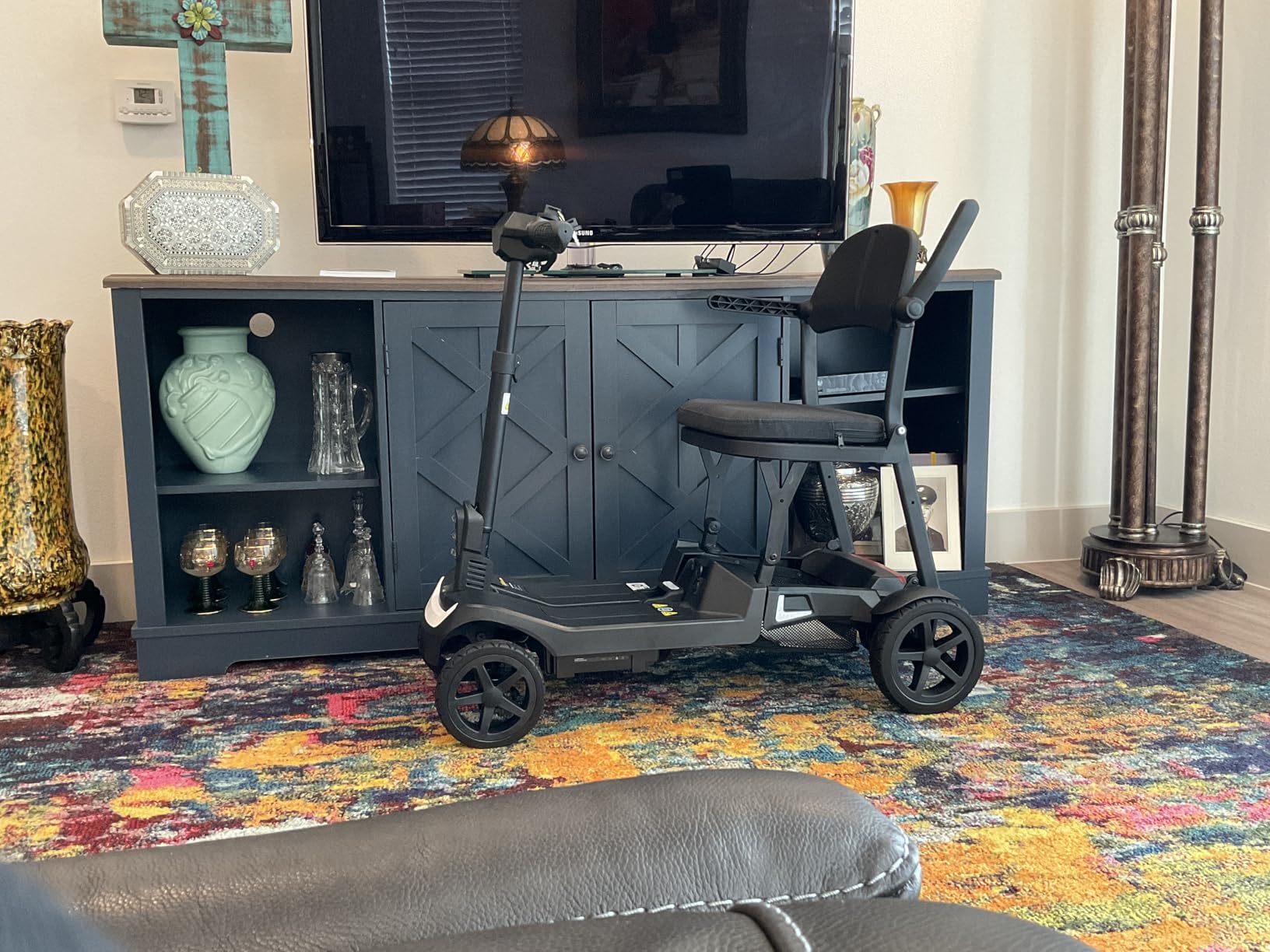 37.5lb Lightweight Mobility Scooter for Seniors & Adults - Cruise & Airline Approved, Removable Lithium Battery, Foldable Portable Travel Motorized Scooter, No Assembly Needed, 12.4Miles Range, Black customer photo 2