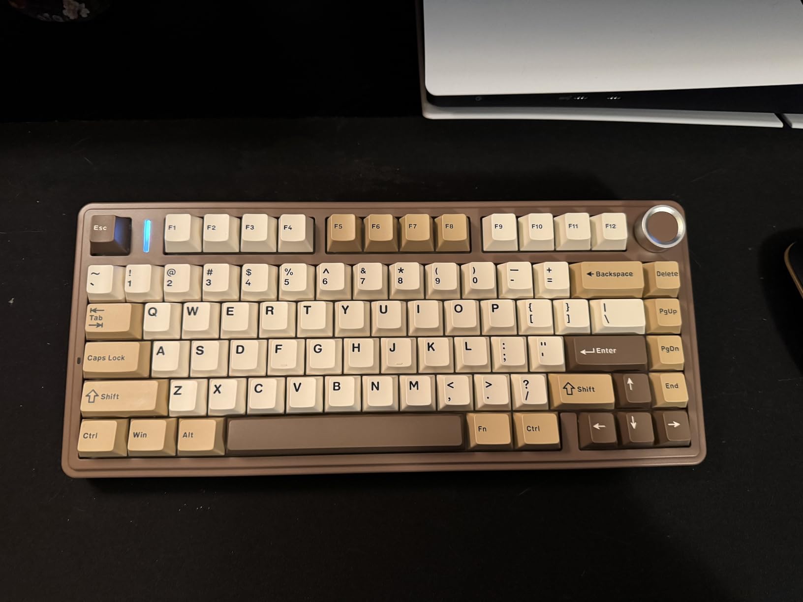 AULA F75 75% Wireless Mechanical Keyboard, Hot Swappable Pink Creamy Keyboard, Pre-lubed Linear Switches, PBT Keycaps, 2.4GHz/Type-C/BT5.0, RGB Backlit Computer Gaming Keyboards for Office/Laptop/PC customer photo 2