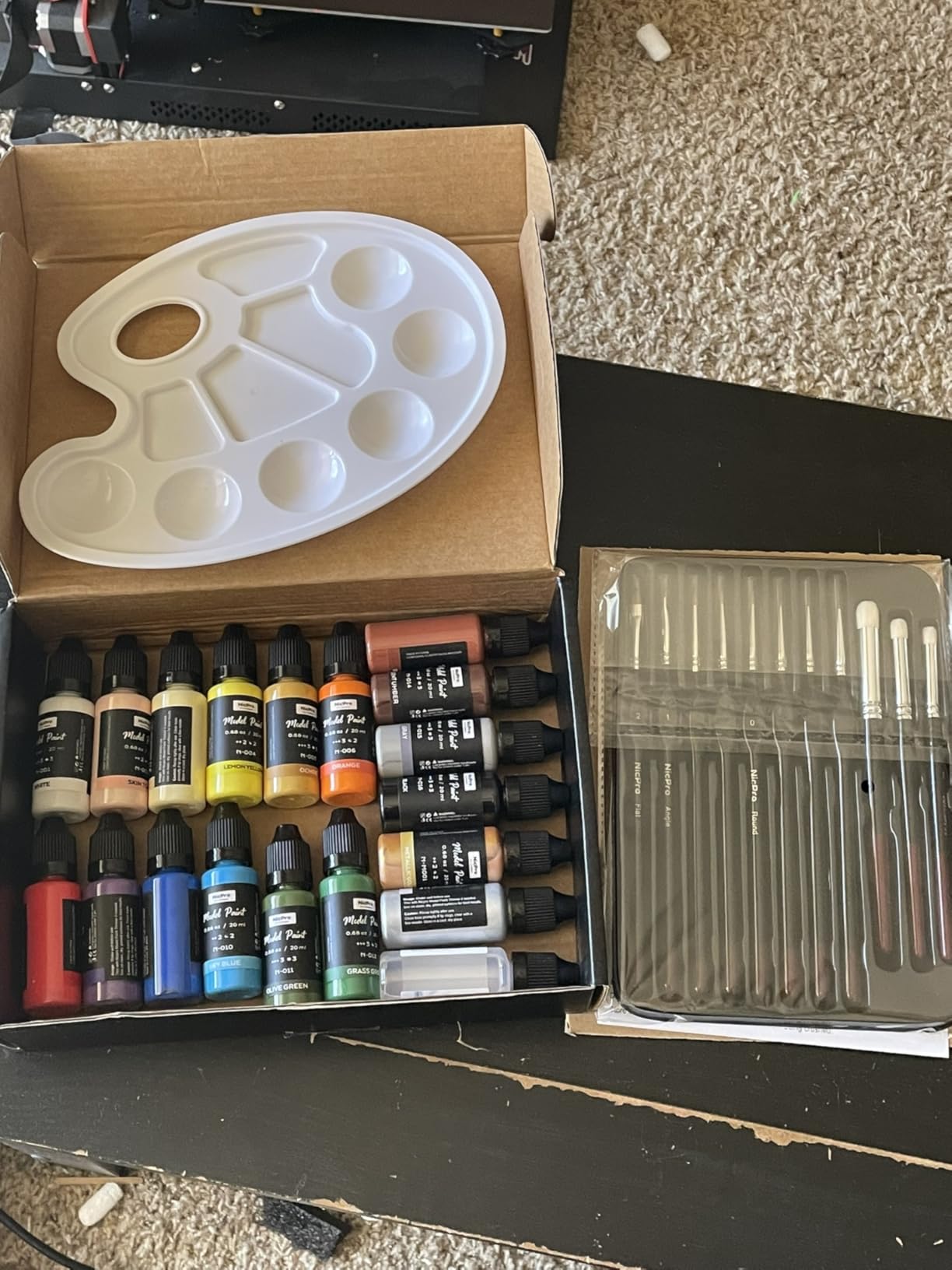 Nicpro All-In-One Miniature Painting Kit, Starter Paint Set with 18 Colors Model Paint & Thinner, Palette, 11 Detail Paint Brushes customer photo 1
