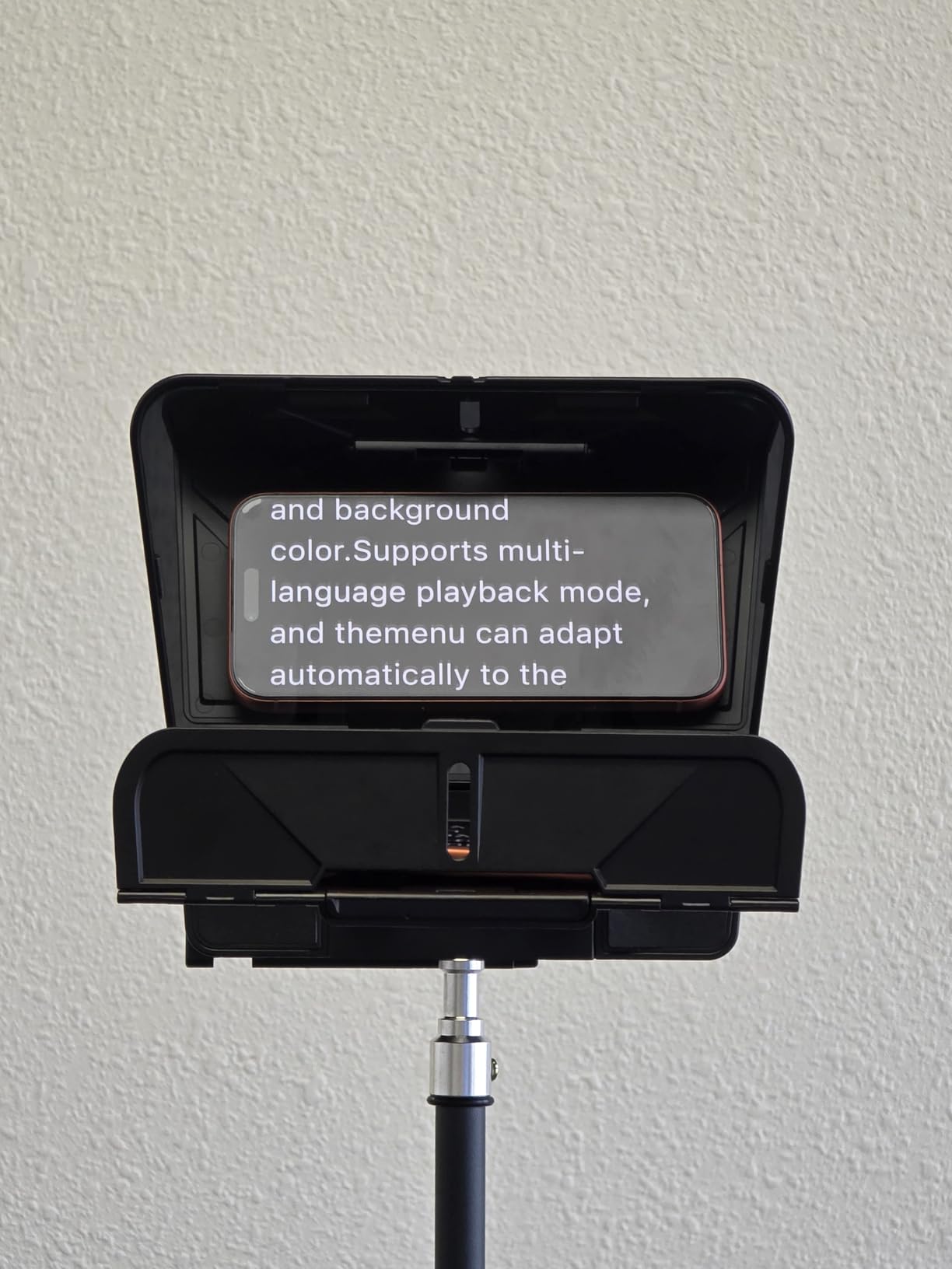 Desview T5 Teleprompter for Smartphone/11'' Tablet/DSLR, 49-82mm Adapter Rings, Durable Coated Glass, Bluetooth Remote & Free APP, for Live Streaming/YouTube/Vlogging/Video Recording customer photo 2