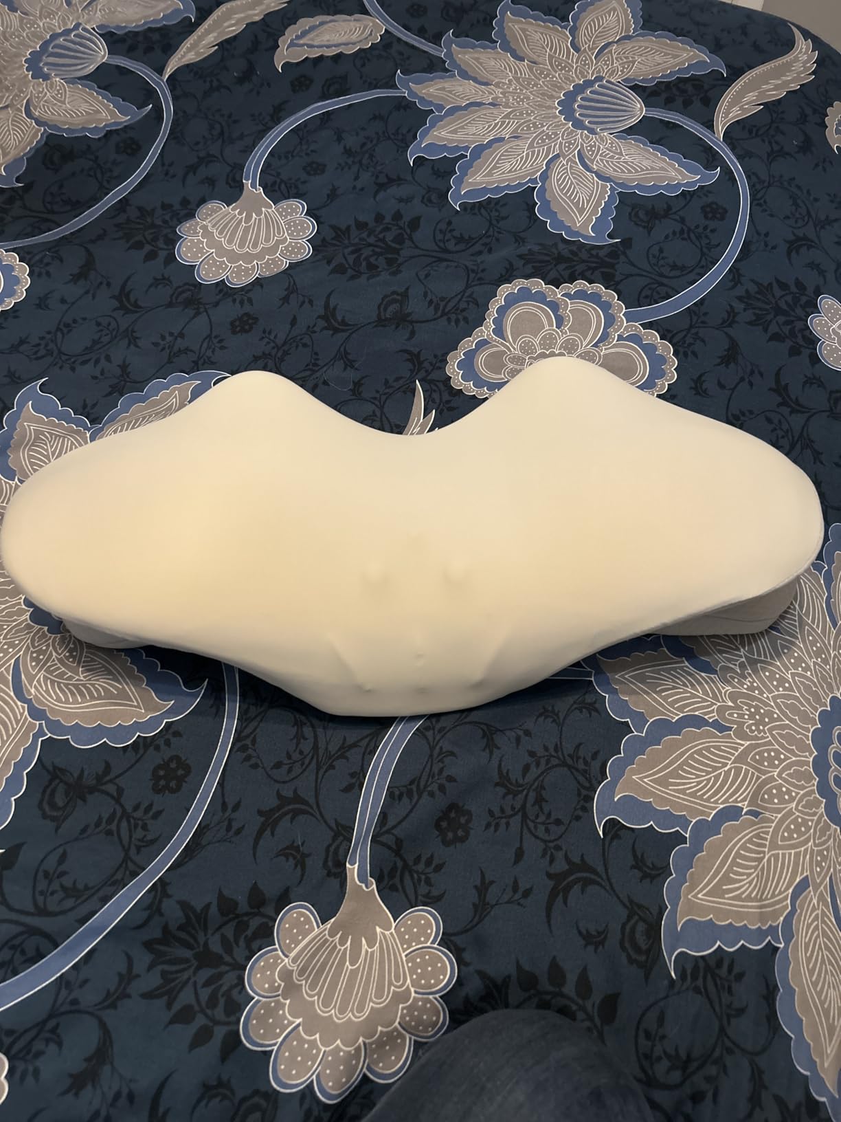 Cervical Neck Pillow for Pain Relief - Ergonomic Side Sleeper Pillow for Neck Support, Orthopedic Memory Foam Pillows for Sleeping, Contour Cervical Pillow Bed Pillow for Back Stomach Sleepers customer photo 2