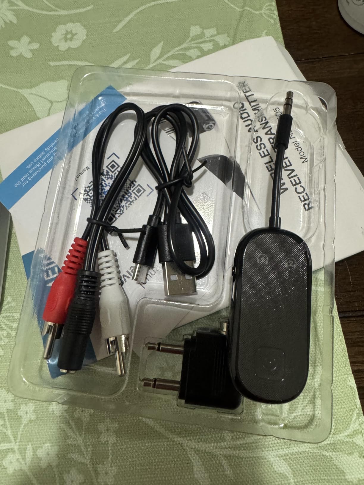 2026 Upgraded Pro Bluetooth 6.0 Transmitter Receiver|Bluetooth Adapter for TV/Airplane/Gym to Wireless Headphones/All Airpods,Dual Link & Low Latency,Wireless Adapter for Car/Home Stereo customer photo 2