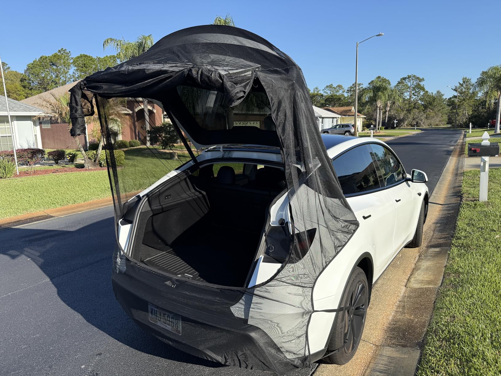for 2020-2026 Tesla Model Y (Juniper Included) Camping Tailgate Mesh Screen Hatchback Bug Screen Net Great for Ventilation and Mosquito Prevention for Tesla Model Y Camping Accessories customer photo 2