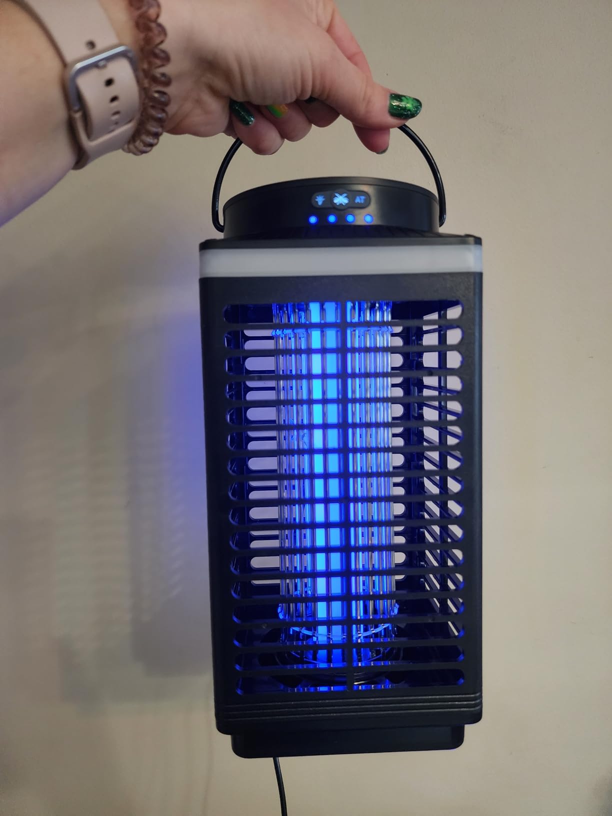 Bug Zapper Outdoor, 4-in-1 4200V Electric Mosquito Zapper, Cordless Rechargeable Bug Zapper Fly Zapper with 5000mAH Battery, Waterproof IP68, Portable & Wireless Insect Zapper for Camping Patio customer photo 2