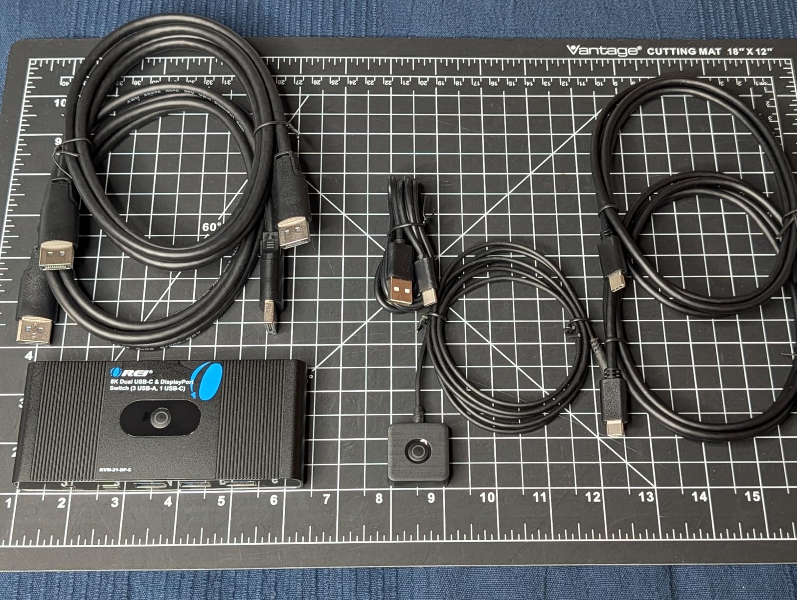 OREI 8K KVM Switch - DisplayPort Switch 2 in 1 Out, USB-C for 2 Computers, DisplayPort 1.4 KVM, KVM Switch 2 Computers 1 Monitor, Supports 4K 144Hz / 120Hz & KVM USB 3.0 Hub customer photo 1