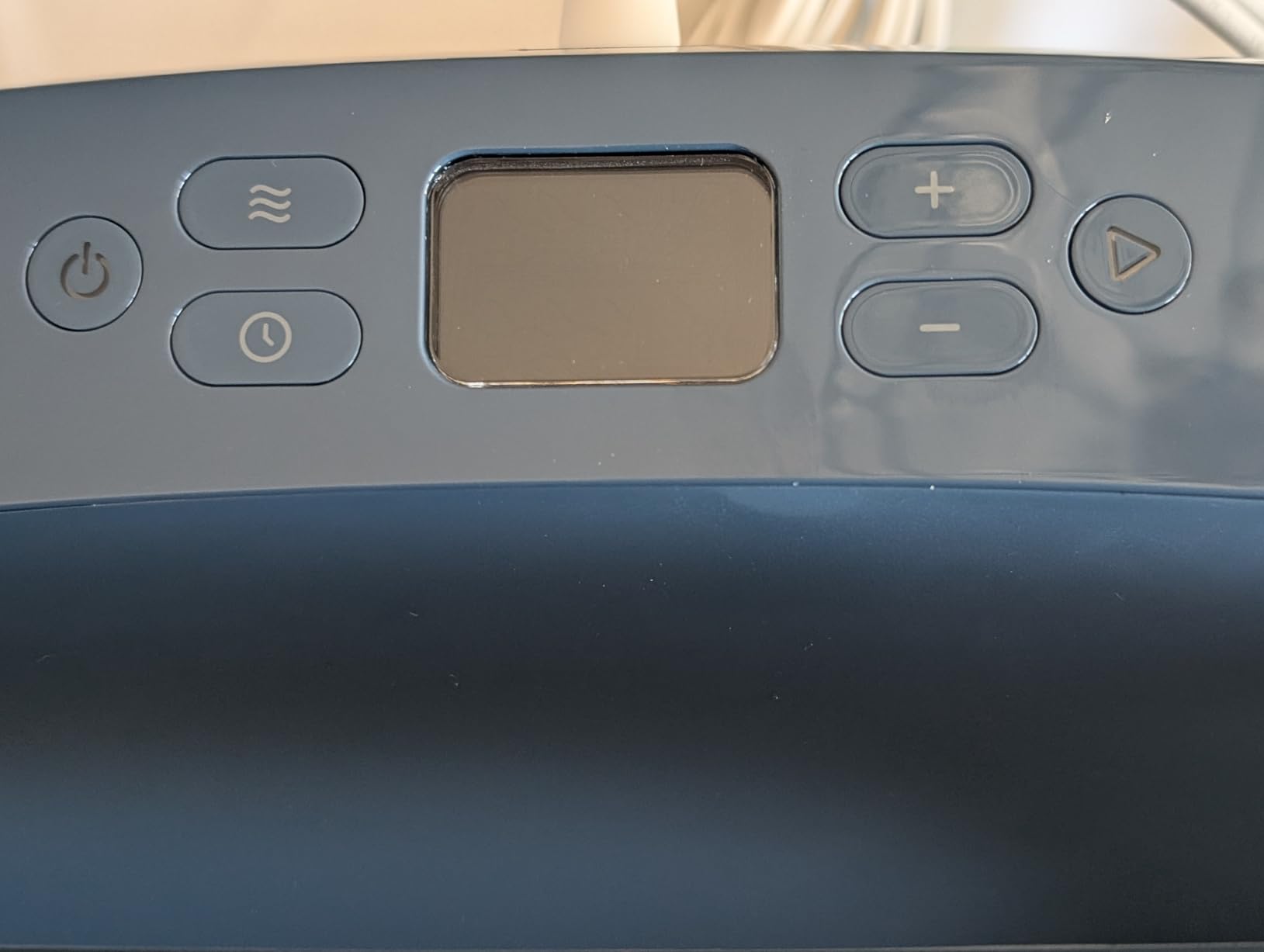 Cricut EasyPress 2 (SE) - 12 in x 10 in Heat Press - Heat Transfer Machine for T-Shirts, Sweatshirts, Blankets, Pillows, & More - Easy to Use - Blue customer photo 2