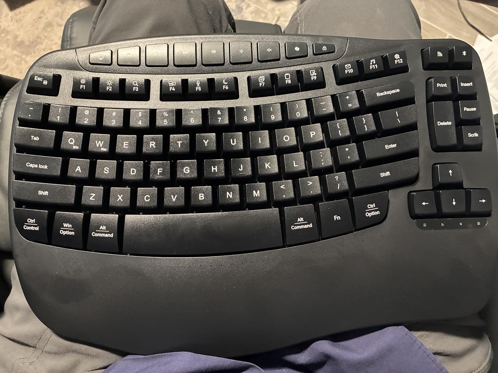 MEETION Ergonomic Keyboard with Separate Numeric Keypad, Wave Wireless Flexible 2-in-1 Setup for Multi-Device, 2.4G/Bluetooth Split Design with Wrist Rest for Accountants/Data Entry/Left-Handed customer photo 1