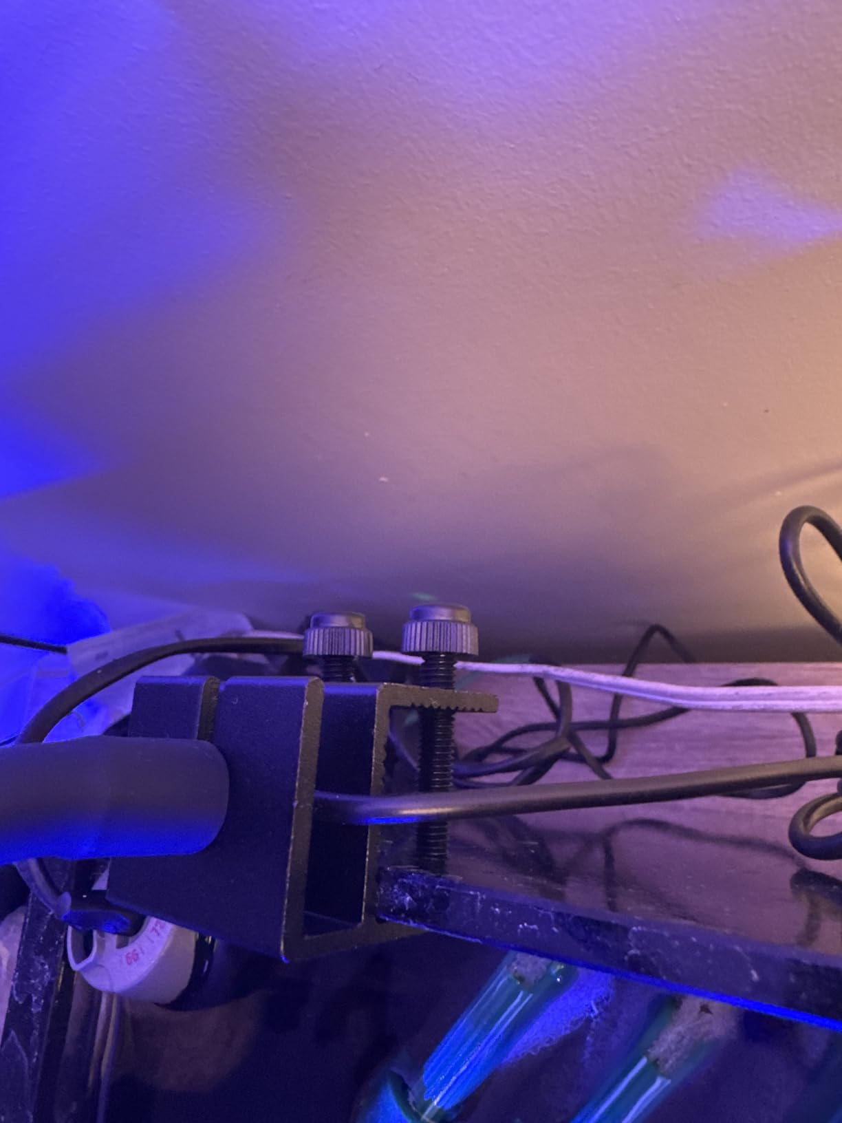 hygger Saltwater Aquarium Light - 35W Dimmable Full Spectrum with 3 Light Modes & Timer, 24/7 Auto Cycle for Refugium, Soft Corals, LPS Marine Tanks, Flexible Gooseneck Mount with Clip customer photo 1